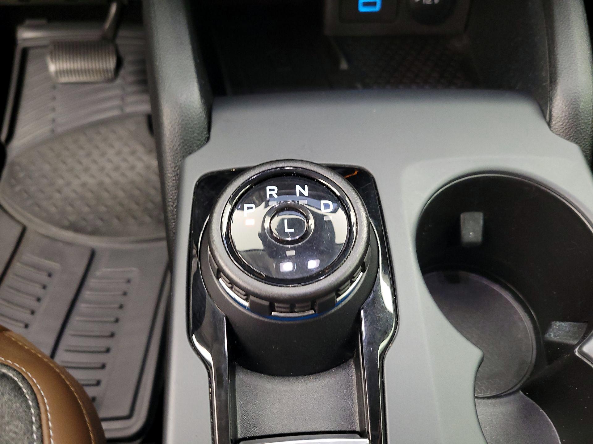 Thumbnail: 2022 Ford Bronco Sport - 18