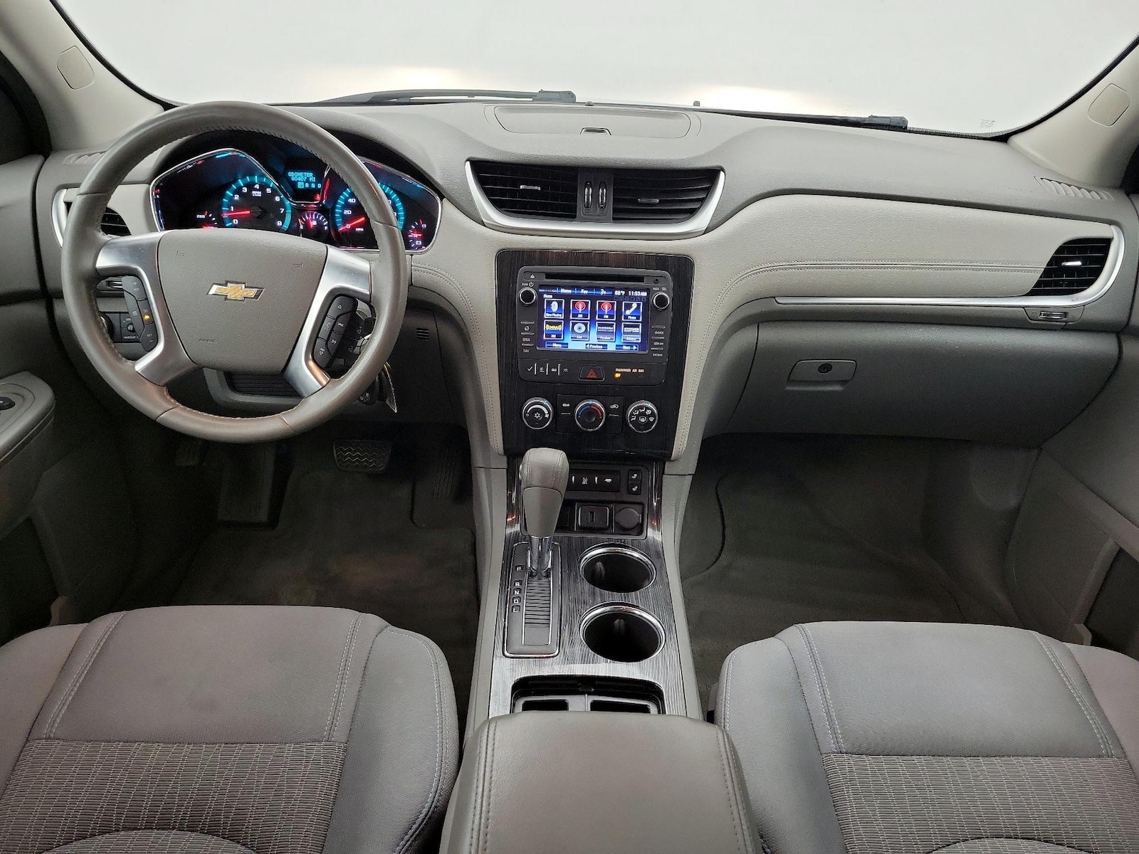 2017 Chevrolet Traverse 1LT - Photo 10