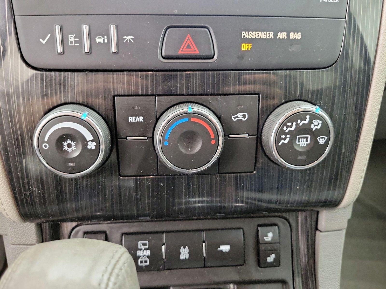 2017 Chevrolet Traverse 1LT - Photo 17