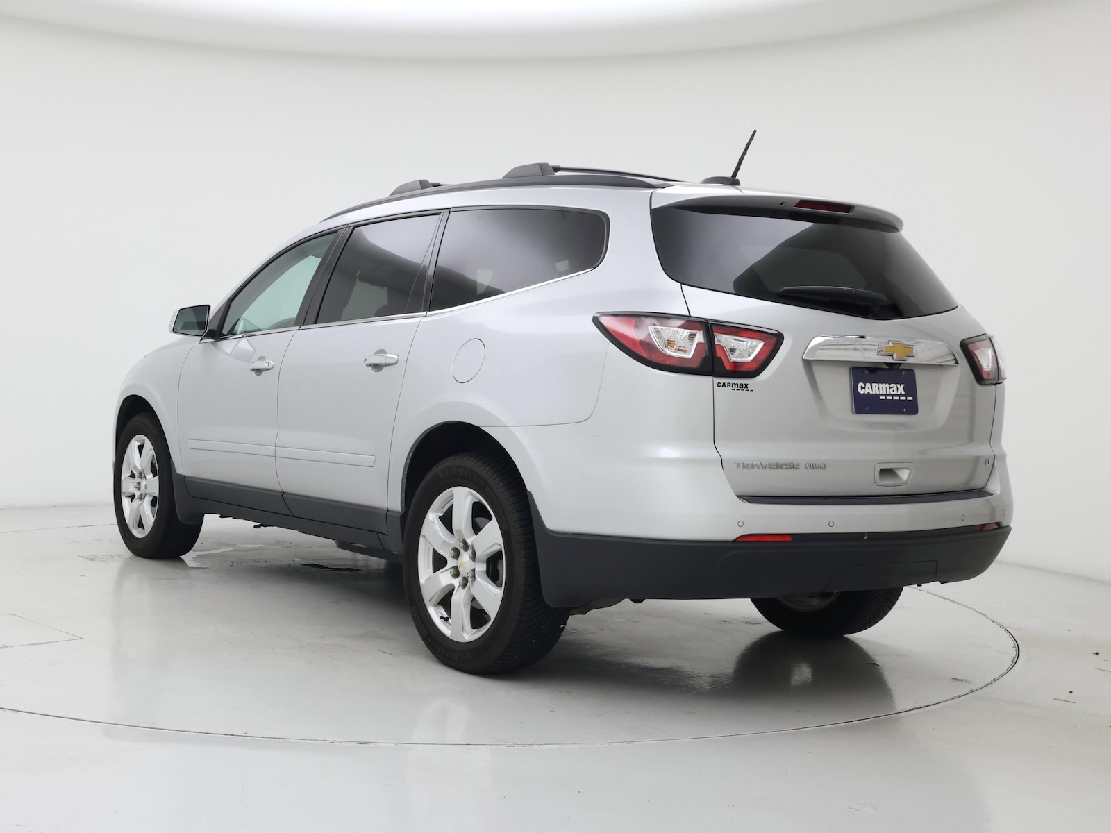 2017 Chevrolet Traverse 1LT - Photo 3
