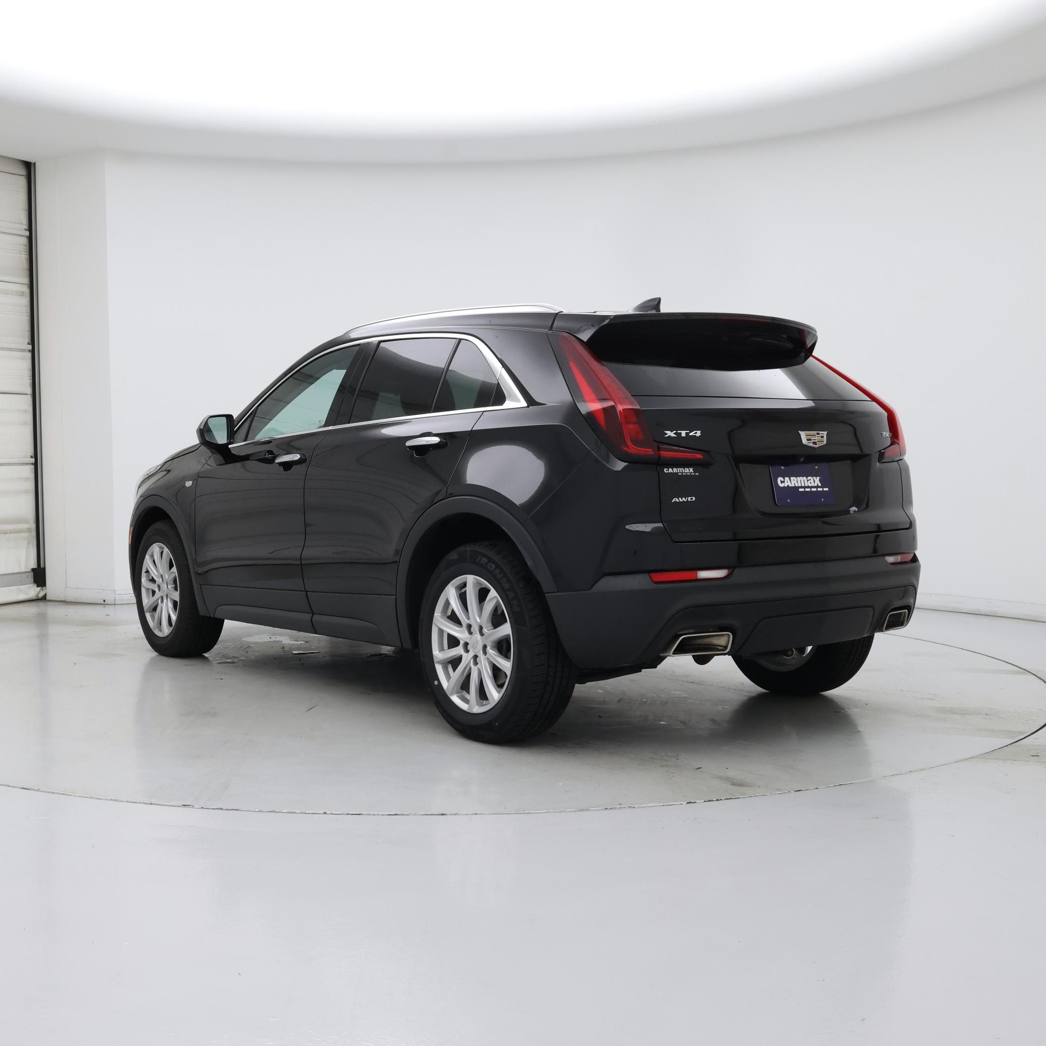 Thumbnail: 2023 Cadillac XT4 - 2