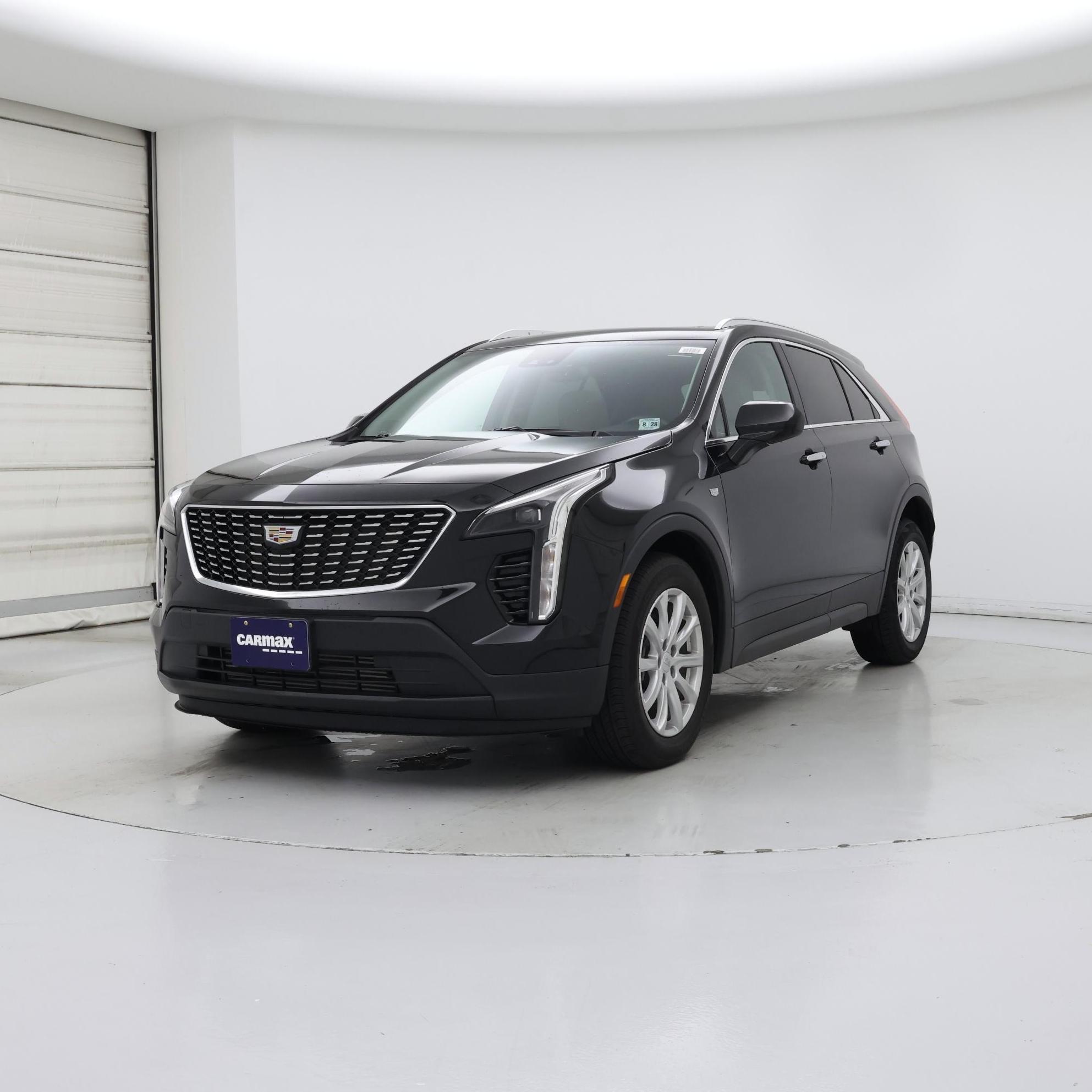 Thumbnail: 2023 Cadillac XT4 - 4
