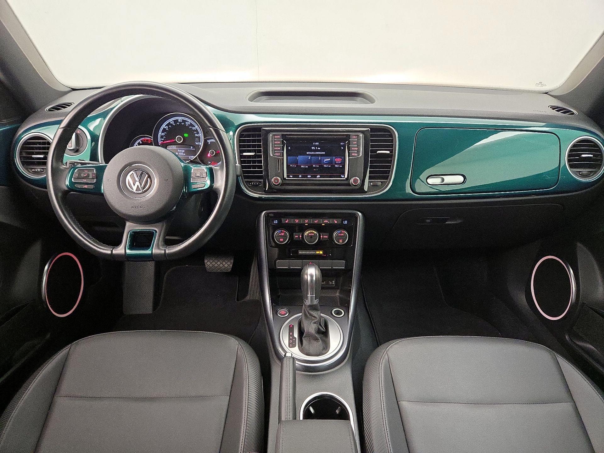 Thumbnail: 2018 Volkswagen Beetle - 9