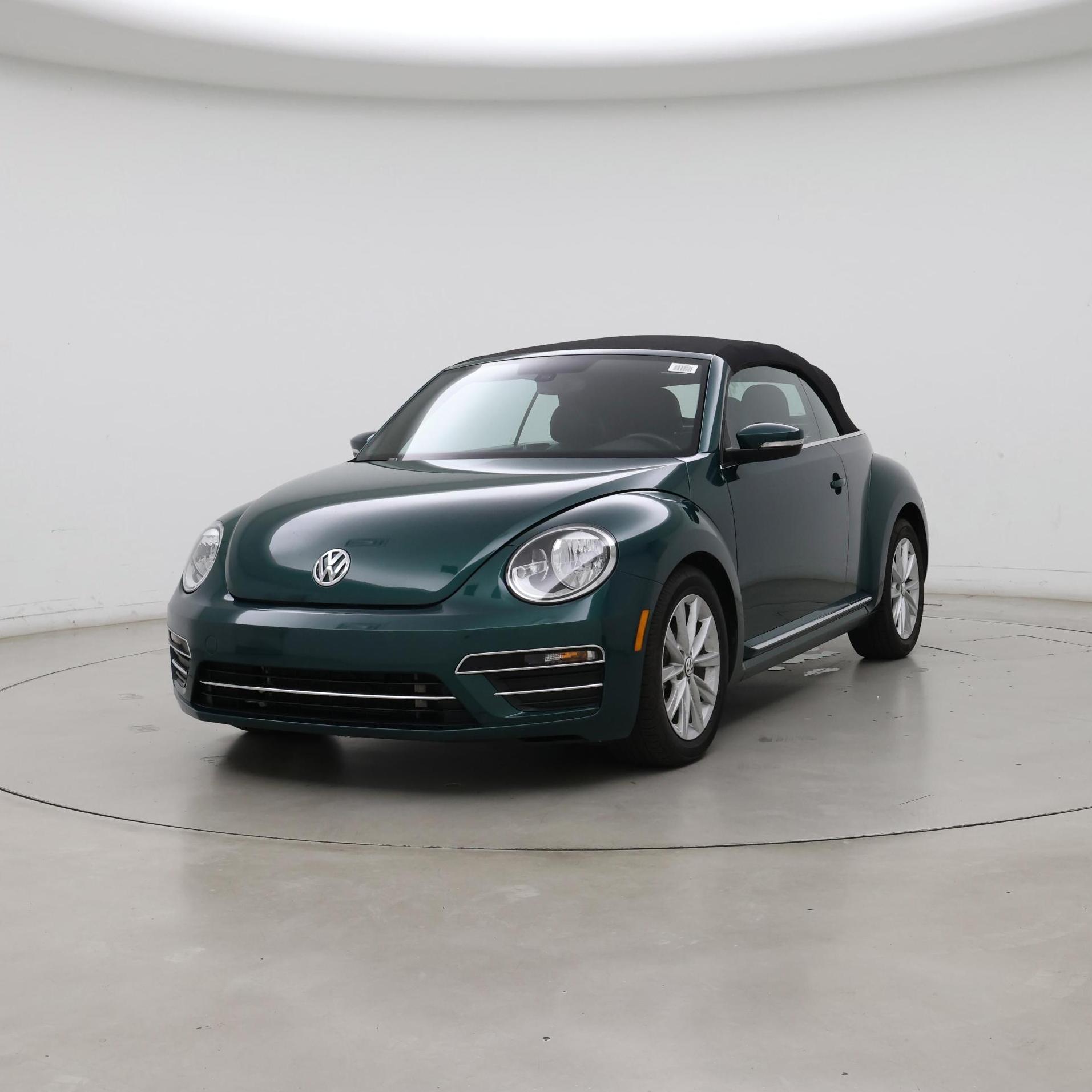Thumbnail: 2018 Volkswagen Beetle - 4
