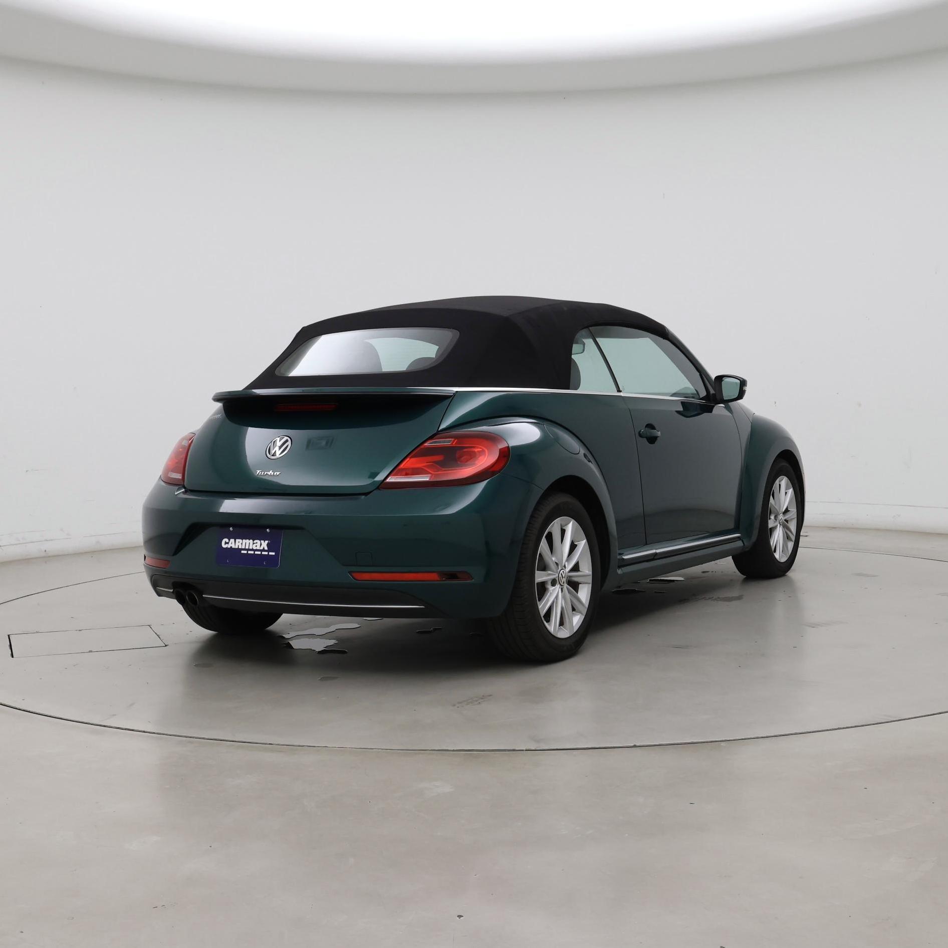 Thumbnail: 2018 Volkswagen Beetle - 8