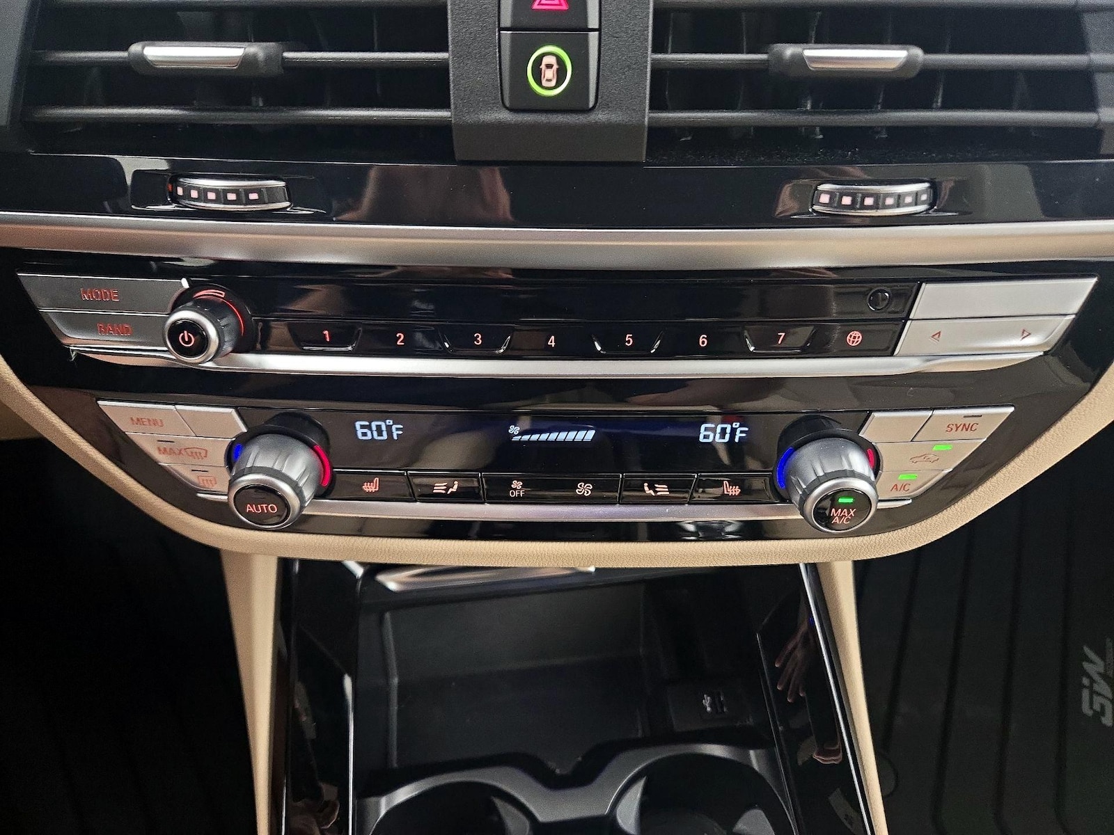 2021 BMW X3 30i - Photo 18
