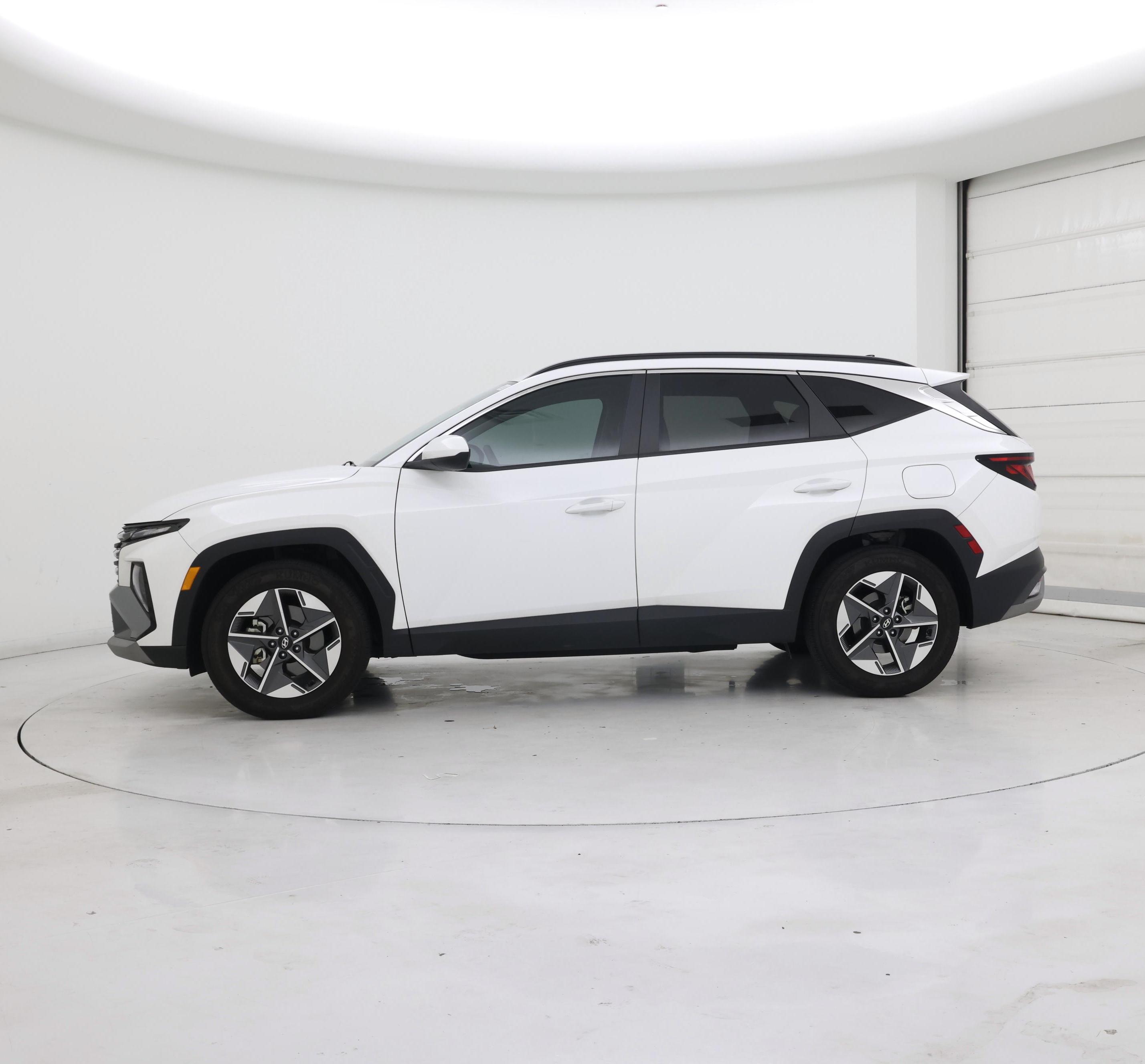 Thumbnail: 2025 Hyundai Tucson - 3
