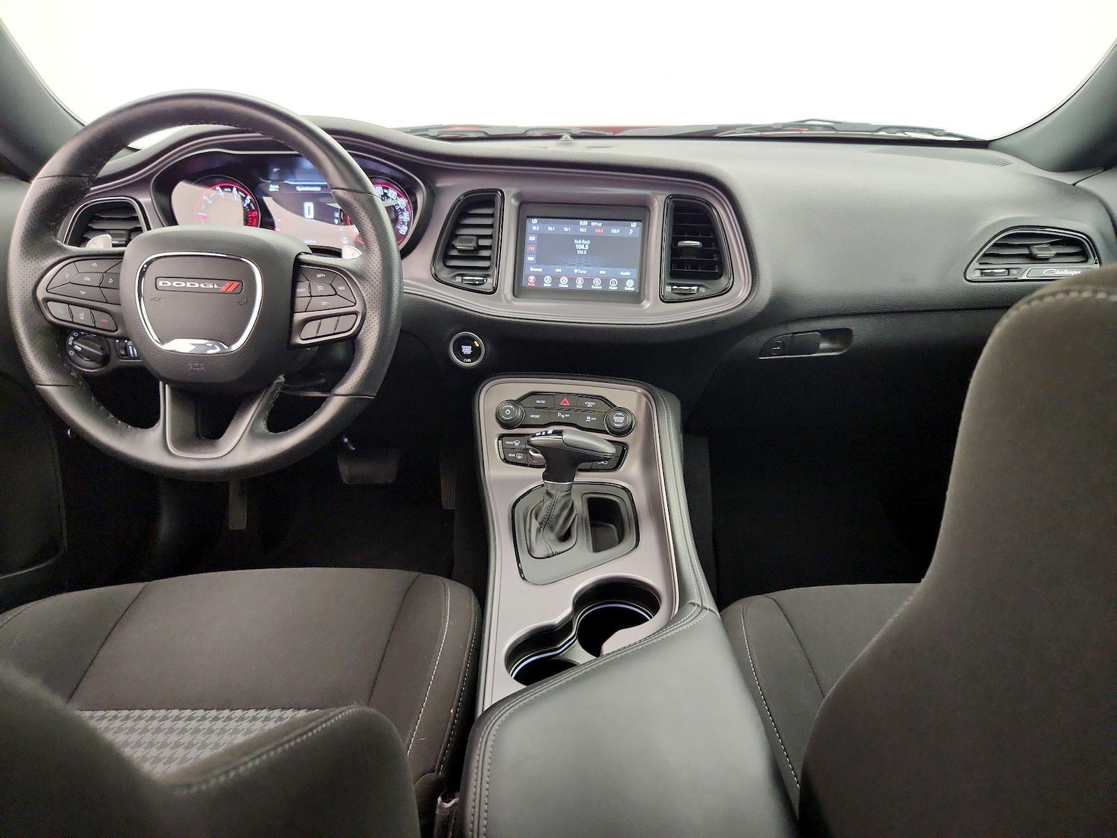 2023 Dodge Challenger R/T - Photo 10
