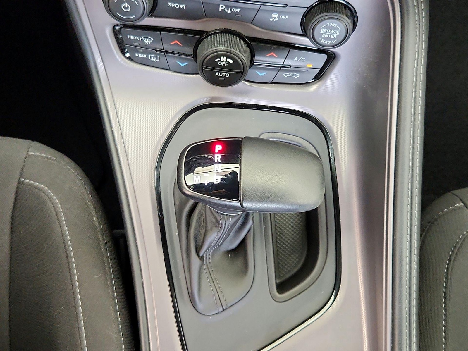 2023 Dodge Challenger R/T - Photo 18