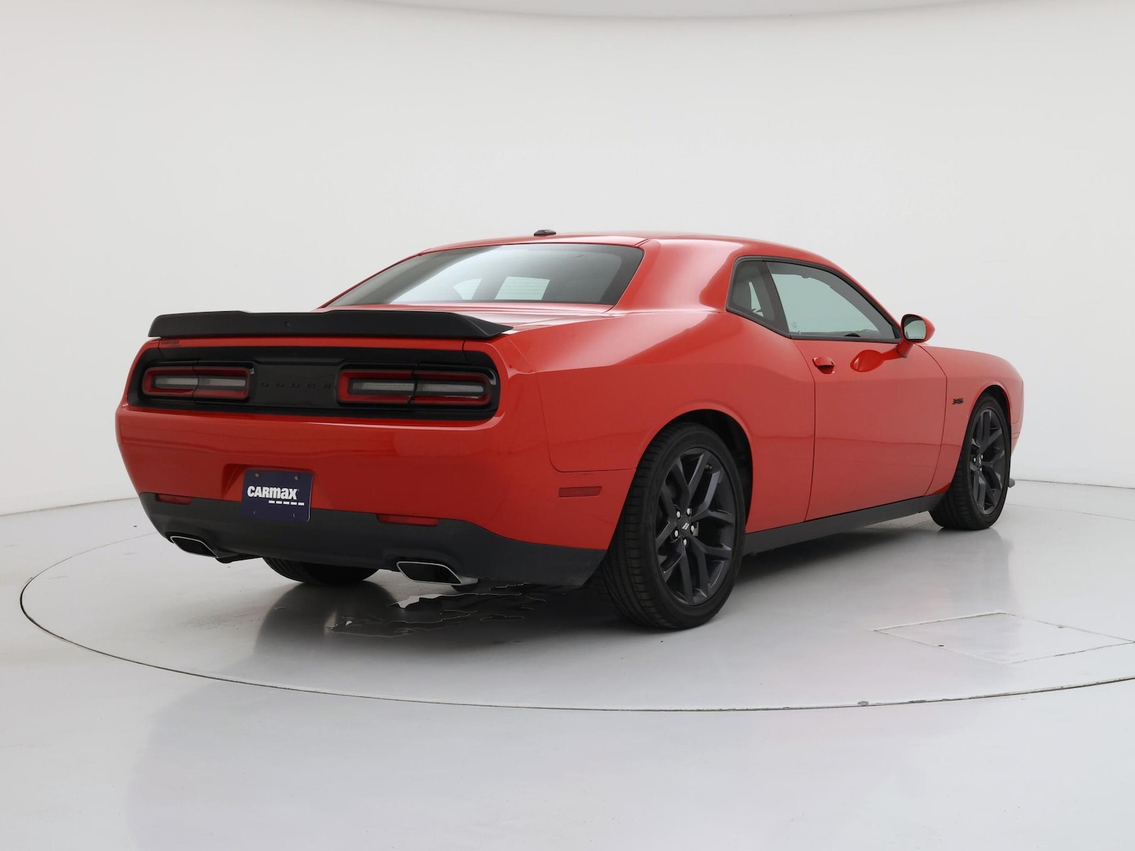 2023 Dodge Challenger R/T - Photo 9
