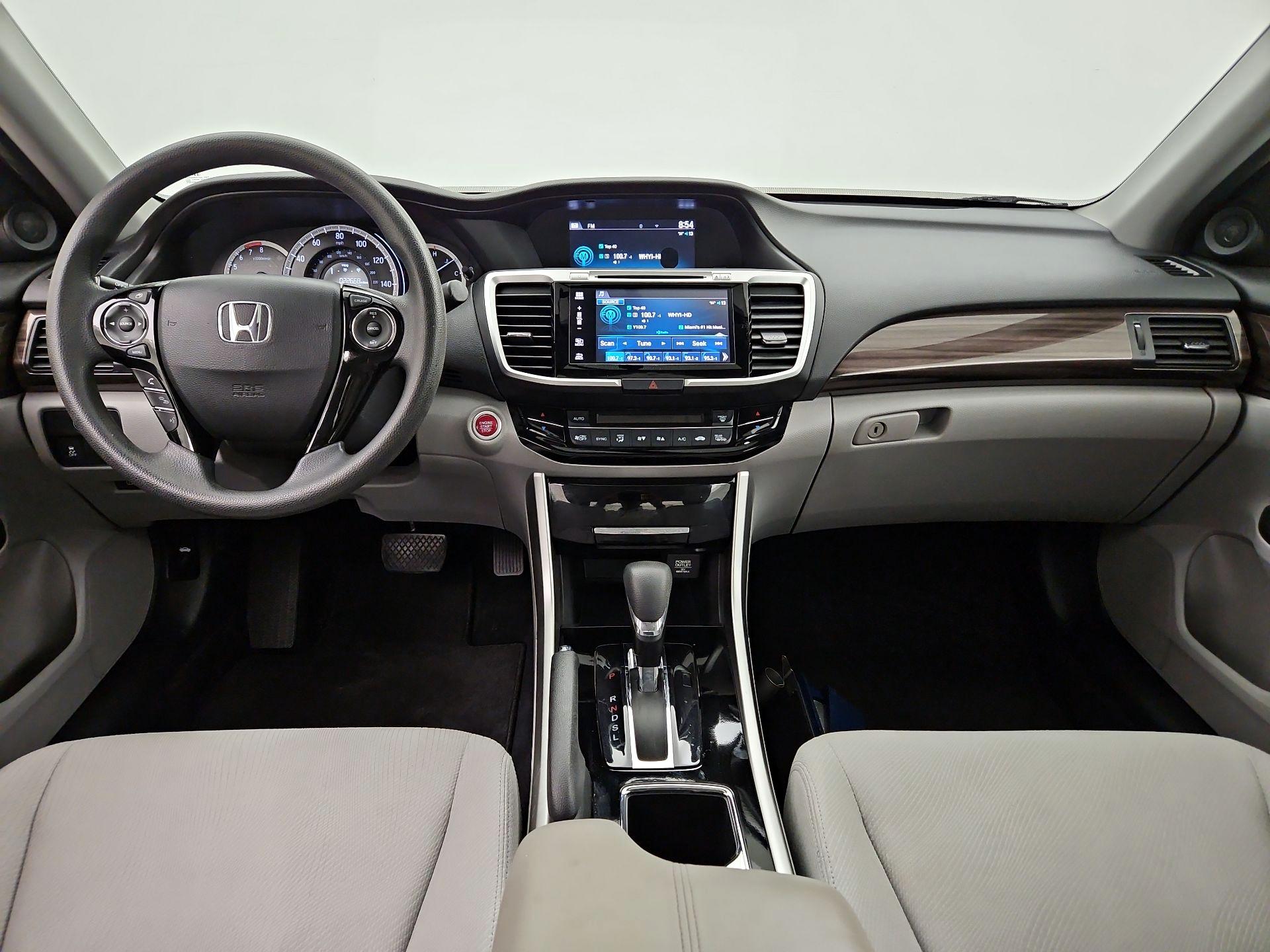 Thumbnail: 2017 Honda Accord - 9