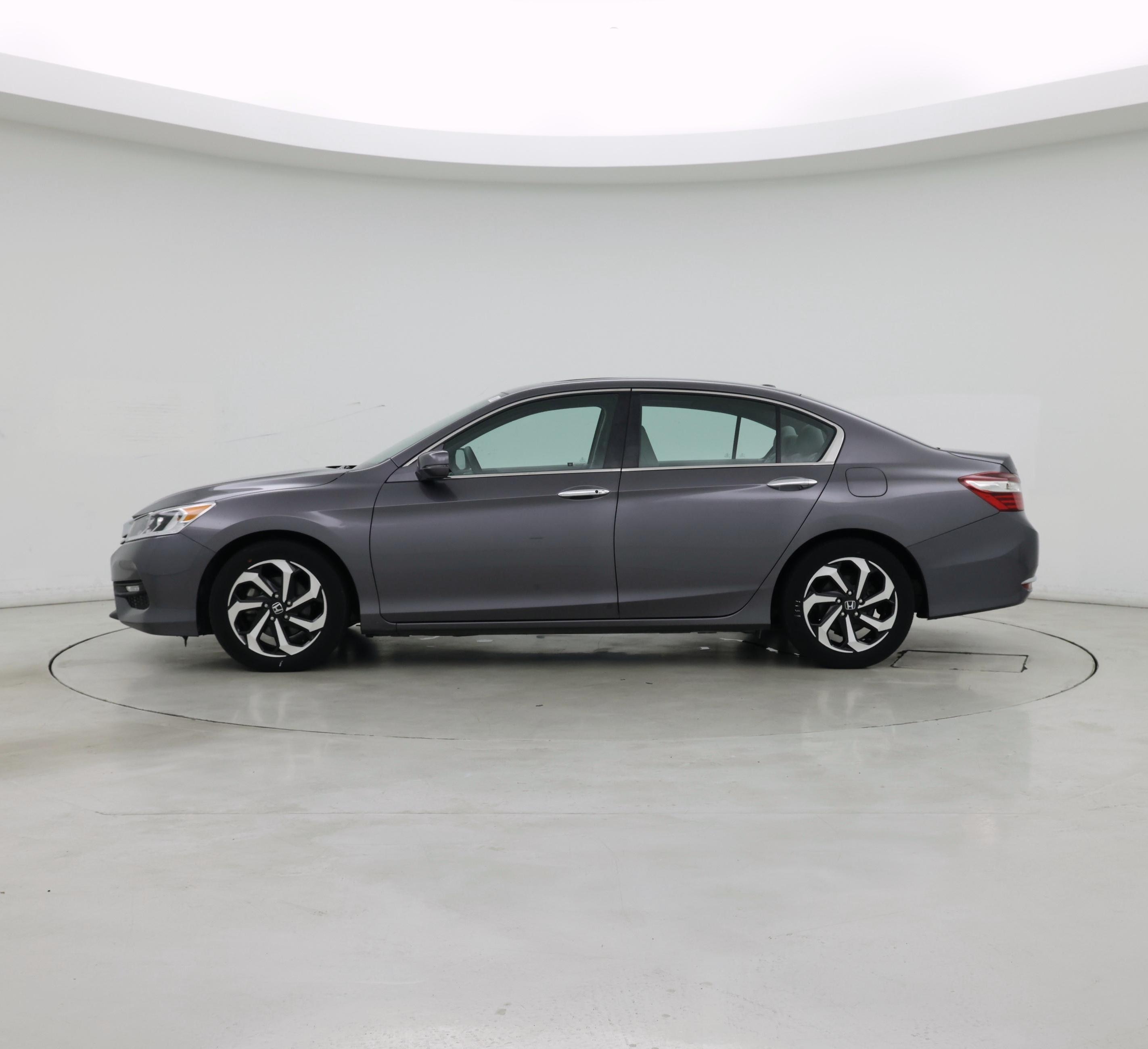 Thumbnail: 2017 Honda Accord - 3