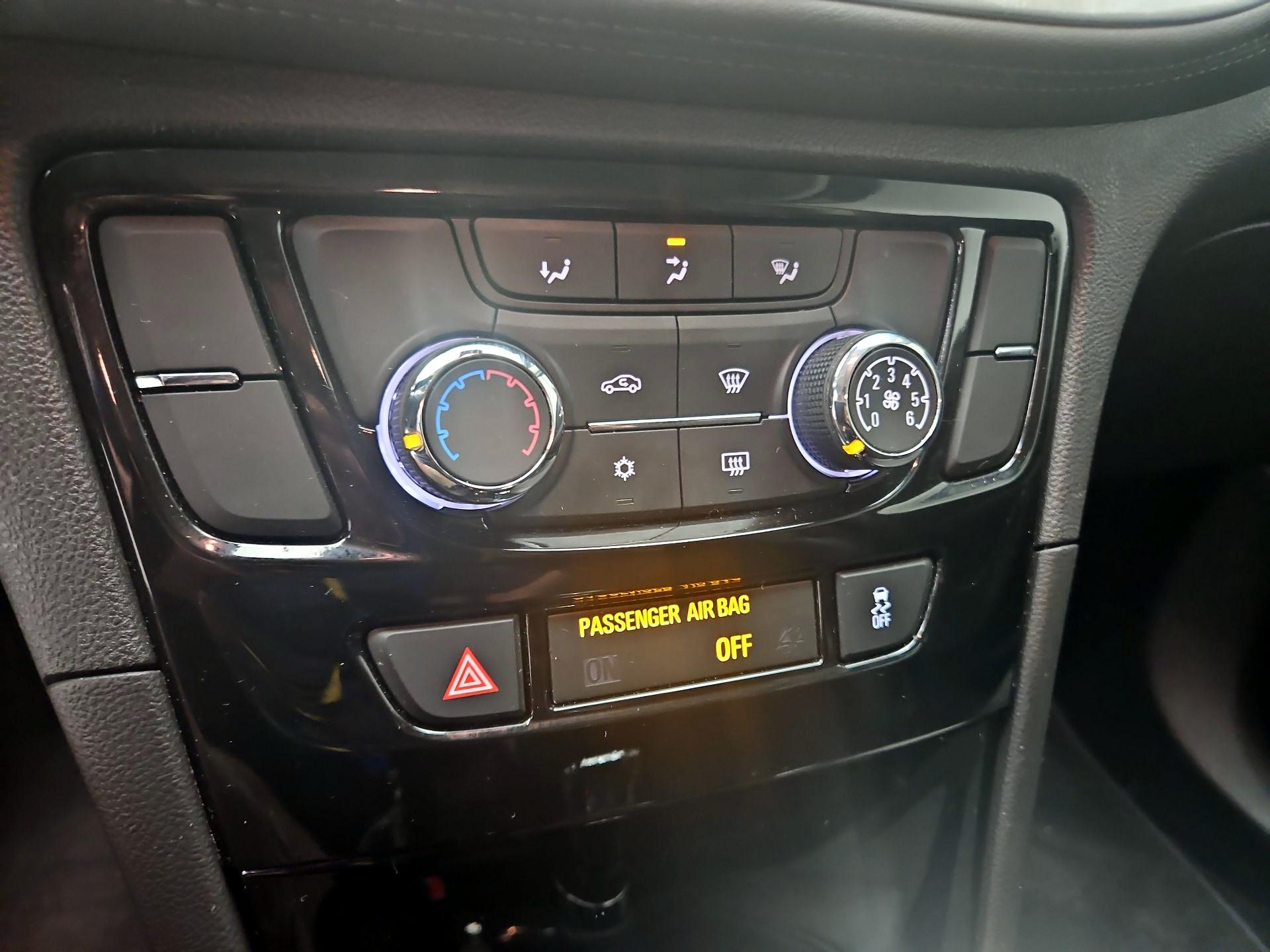 Thumbnail: 2021 Buick Encore - 16