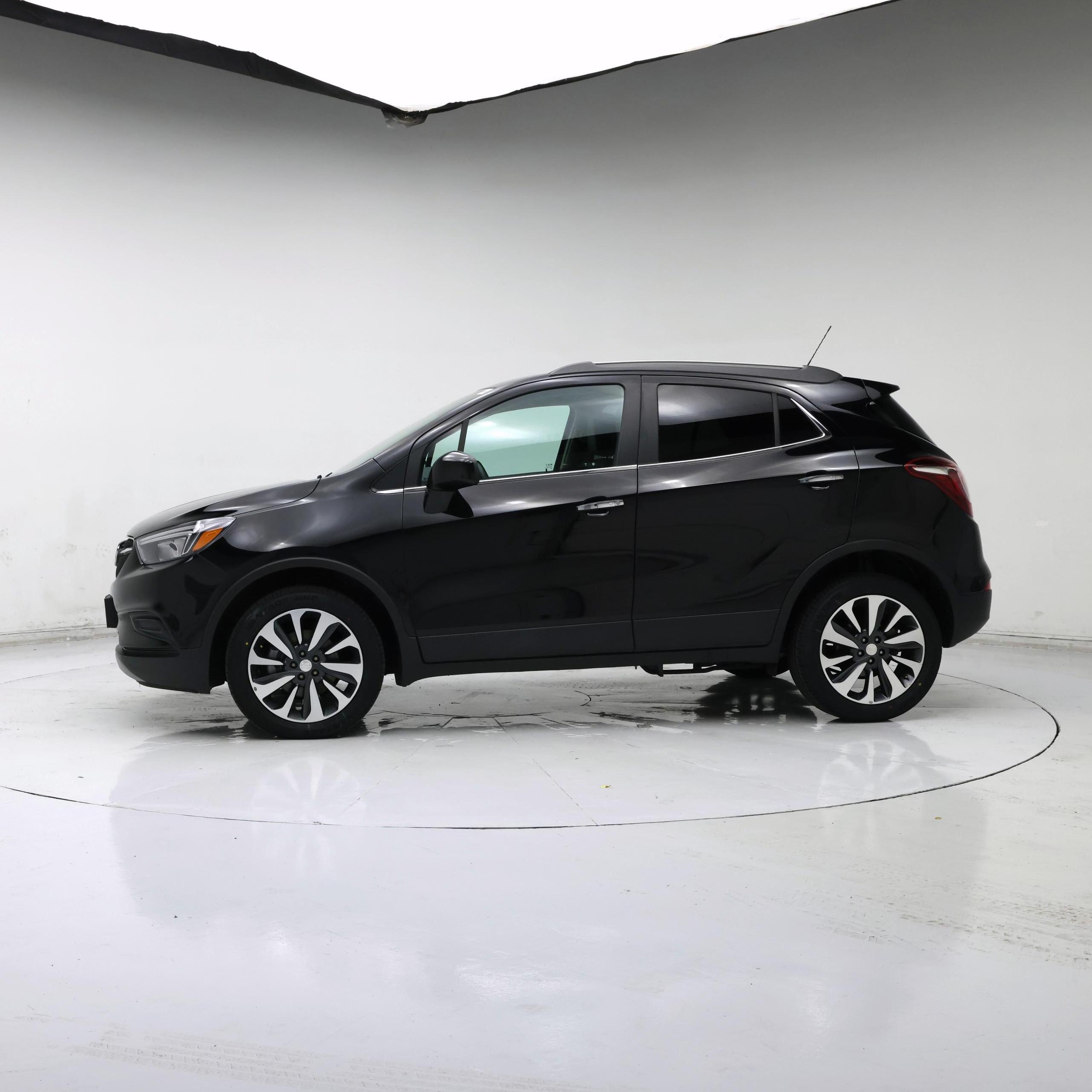 Thumbnail: 2021 Buick Encore - 3