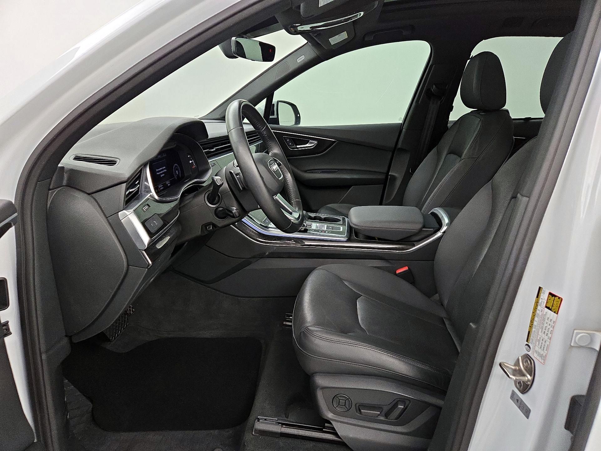 Thumbnail: 2020 Audi Q7 - 11