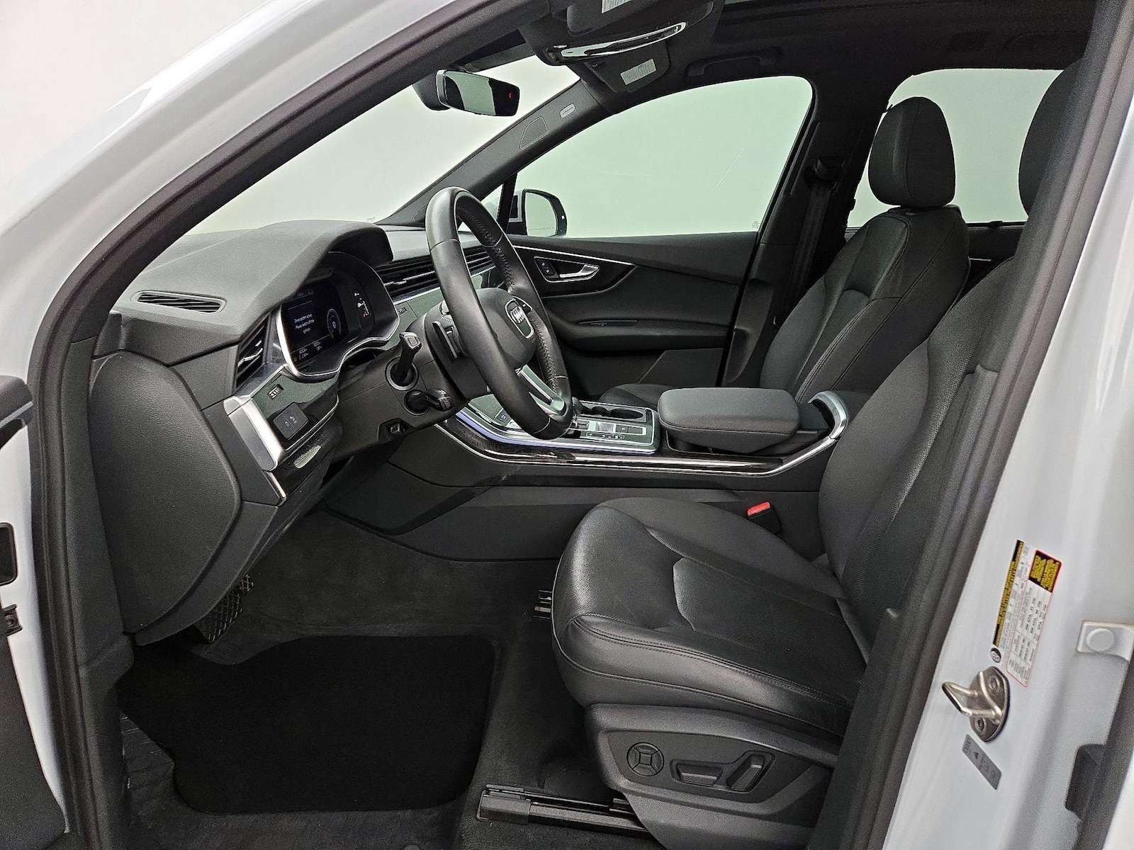 2020 Audi Q7 Premium Plus - Photo 12