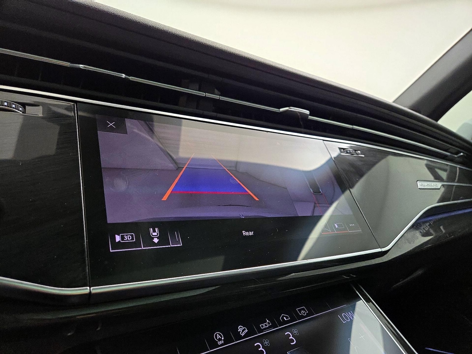 2020 Audi Q7 Premium Plus - Photo 16