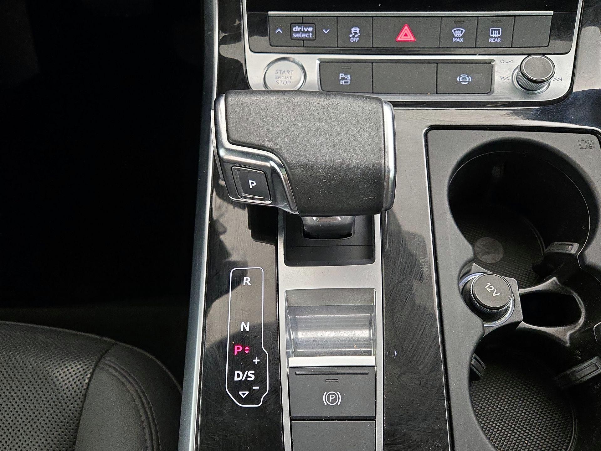Thumbnail: 2020 Audi Q7 - 18