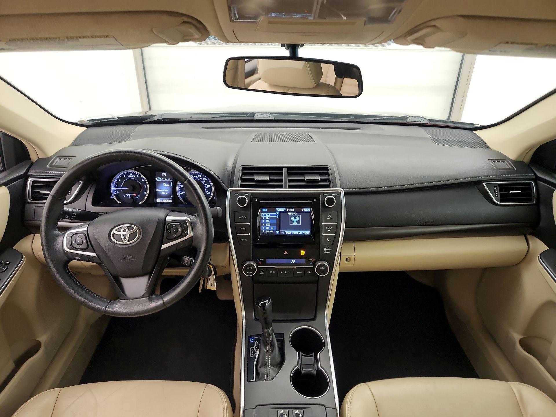 Thumbnail: 2015 Toyota Camry - 9