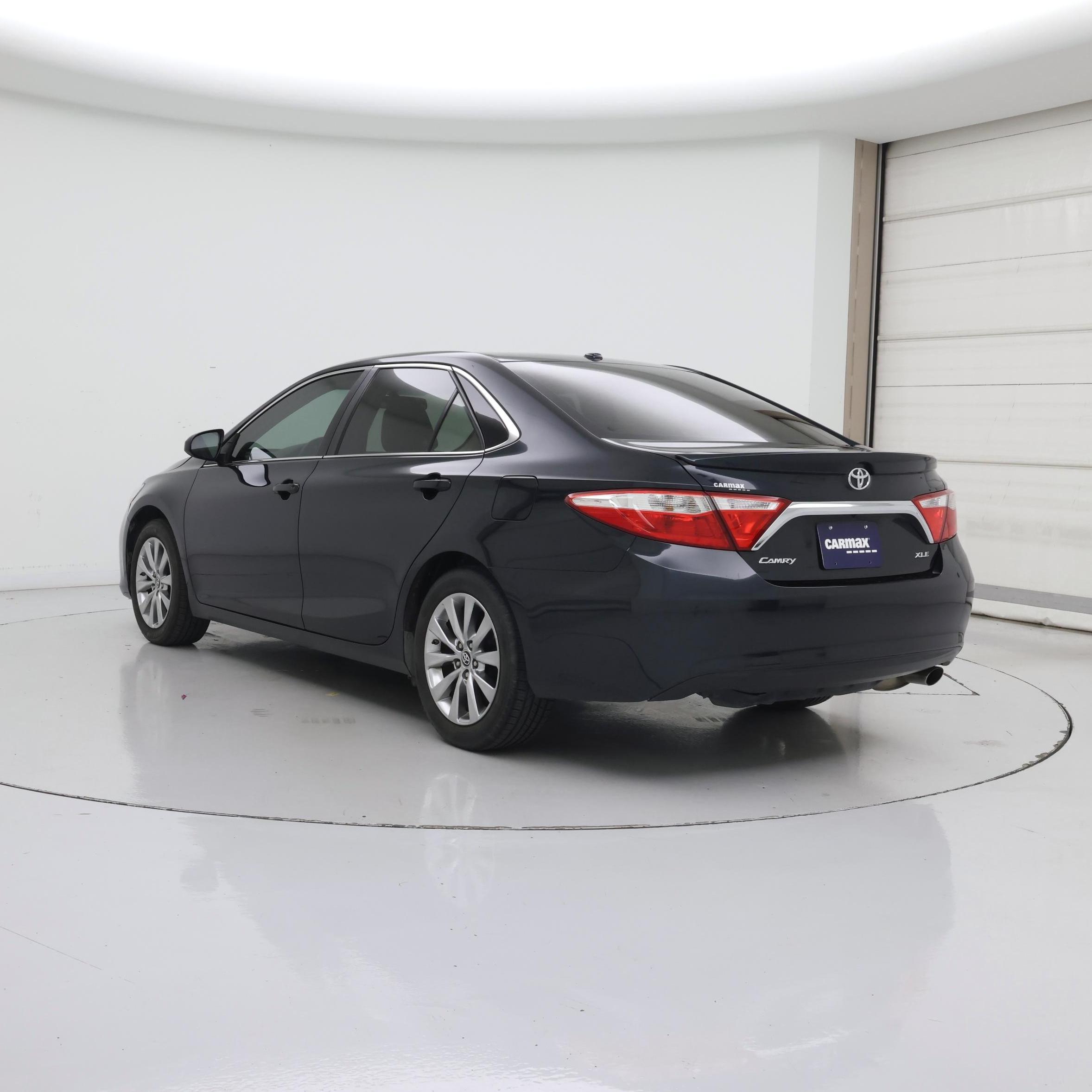 Thumbnail: 2015 Toyota Camry - 2