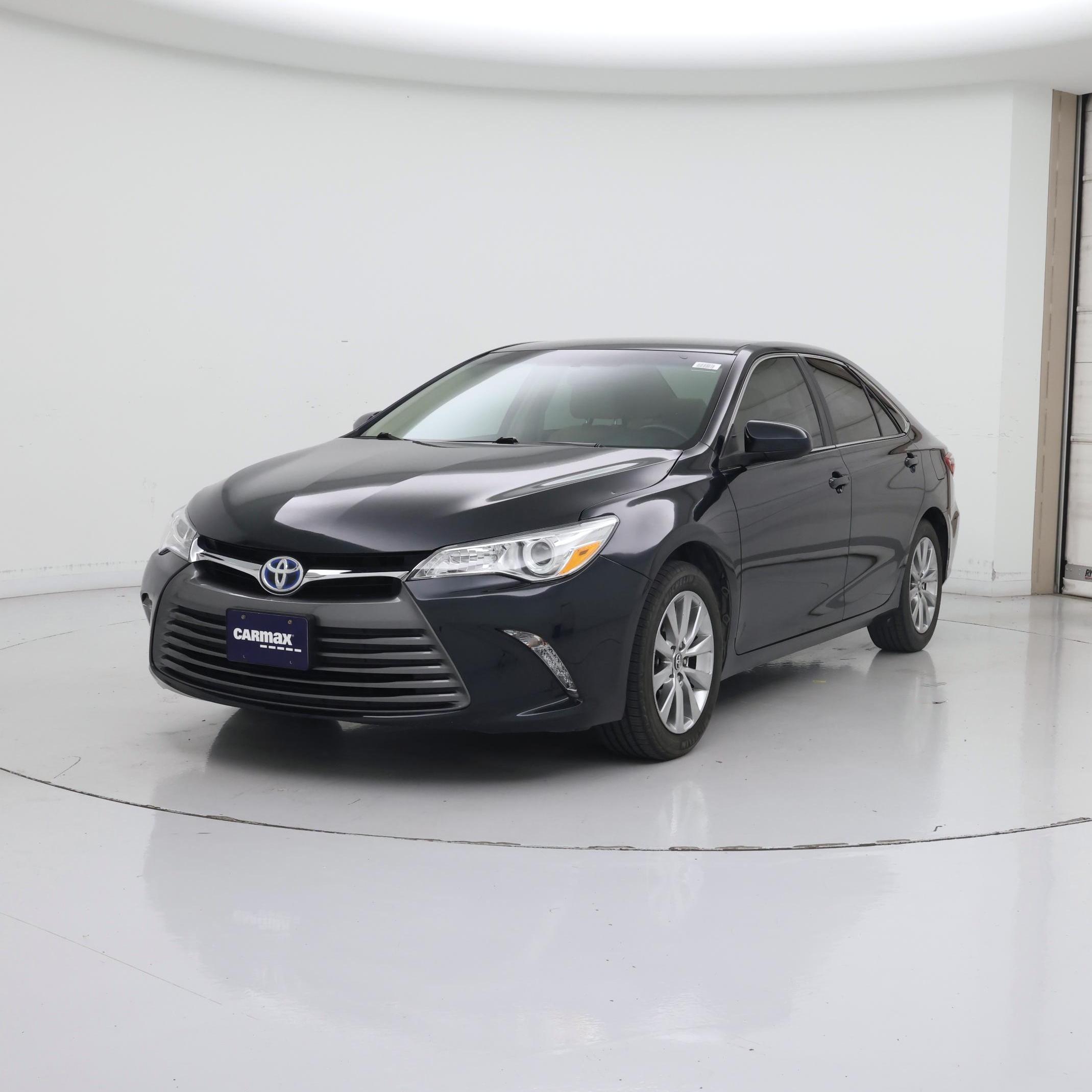 Thumbnail: 2015 Toyota Camry - 4