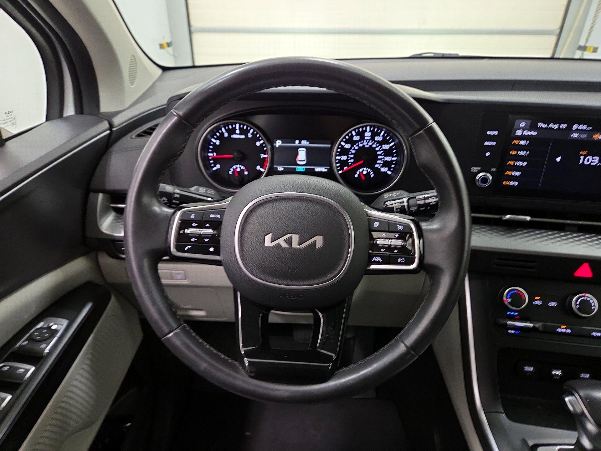 Thumbnail: 2024 Kia Carnival - 10
