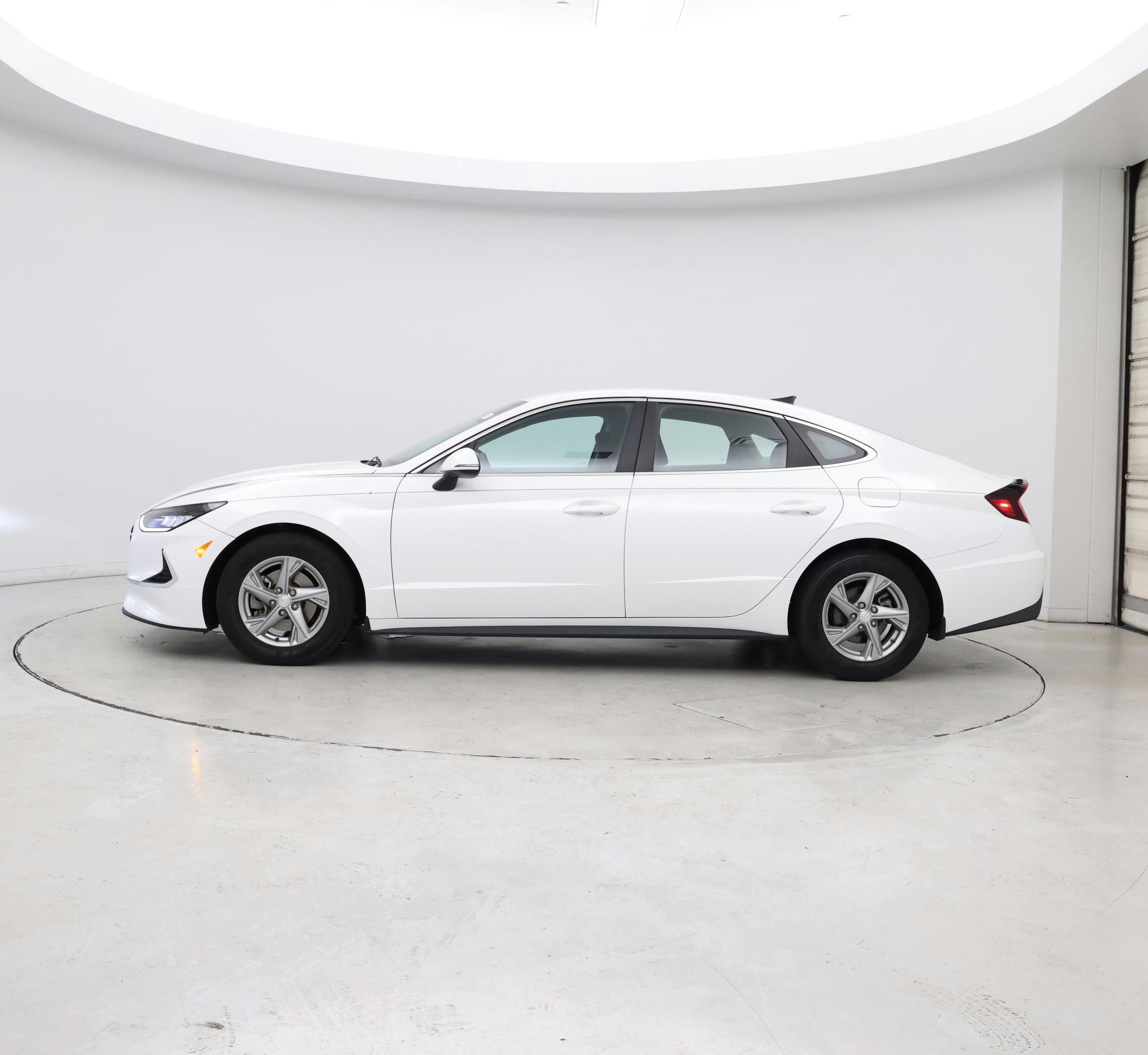 Thumbnail: 2022 Hyundai Sonata - 3