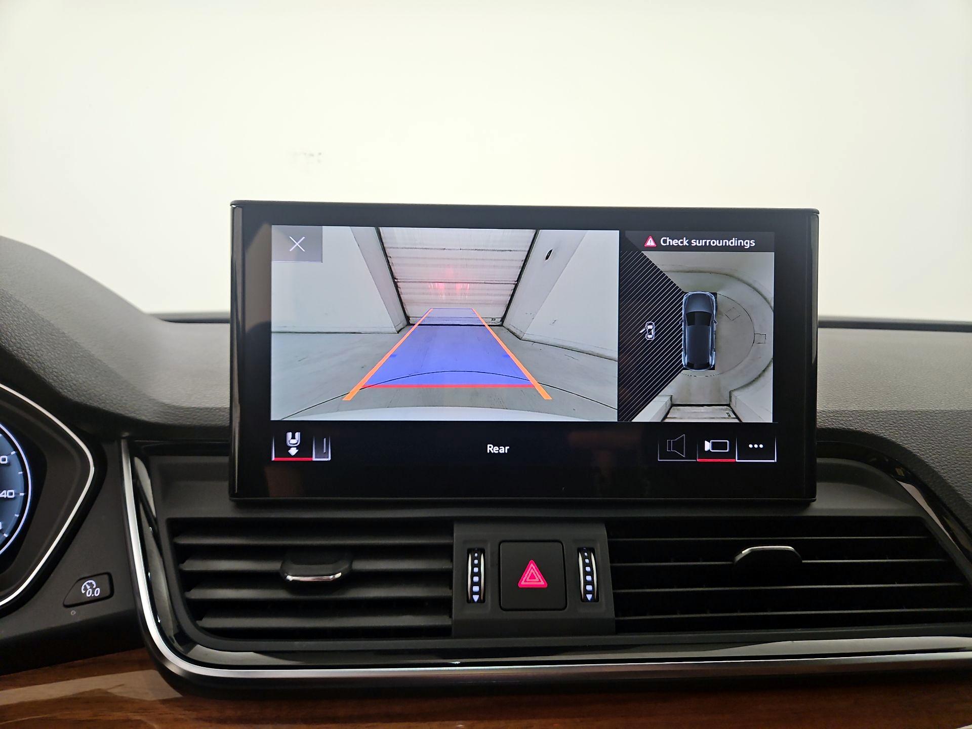 Thumbnail: 2023 Audi Q5 - 14