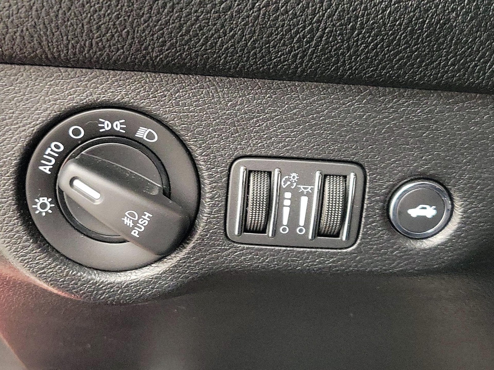 2019 Dodge Challenger GT - Photo 14