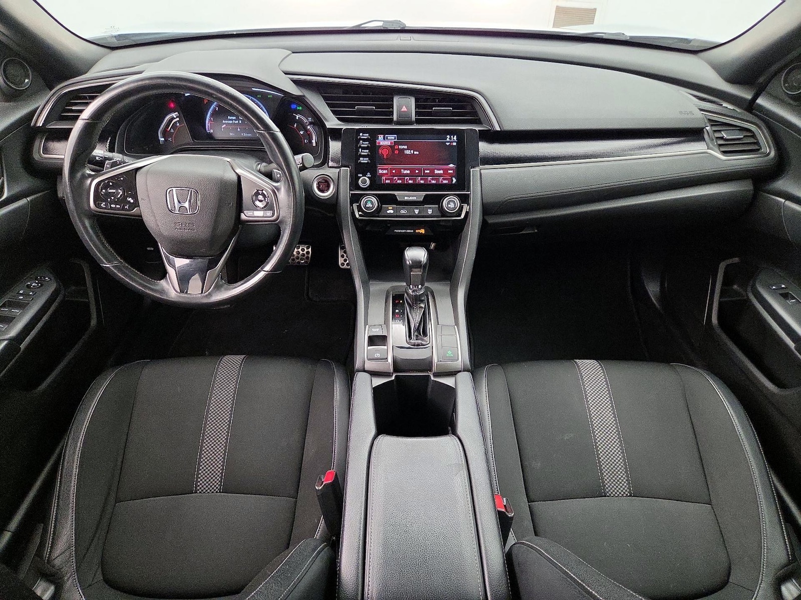 Apple CarPlay® & Android Auto™