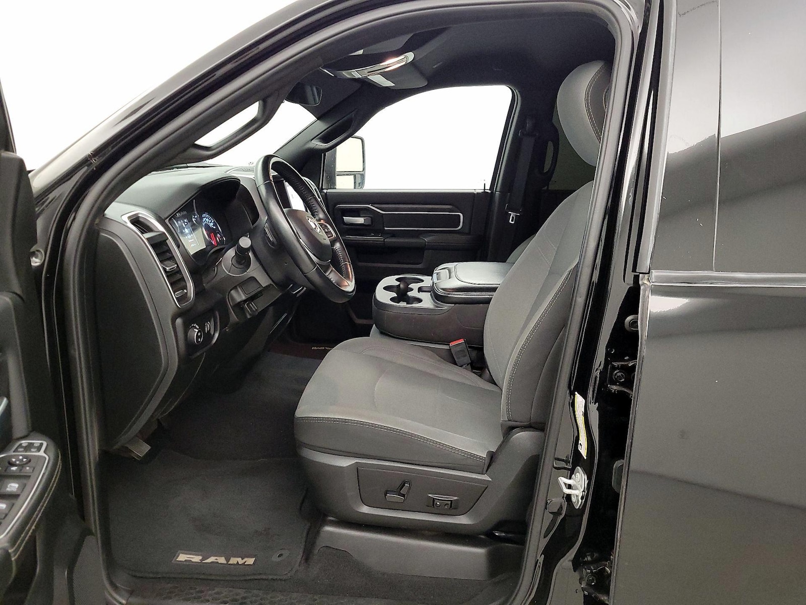 Power Seat(s) & Side Airbags