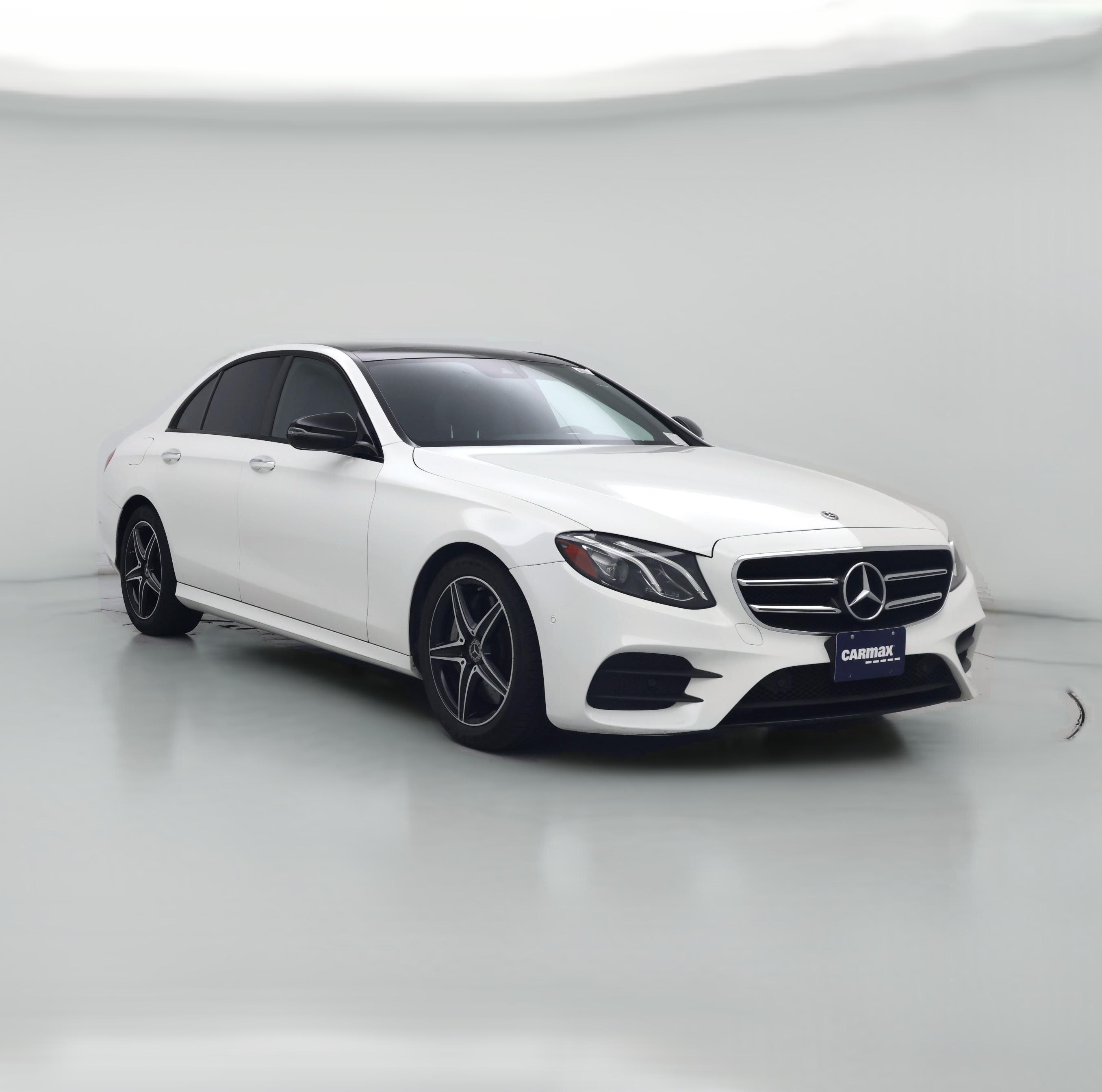 Thumbnail: 2018 Mercedes-Benz E-Class - 1