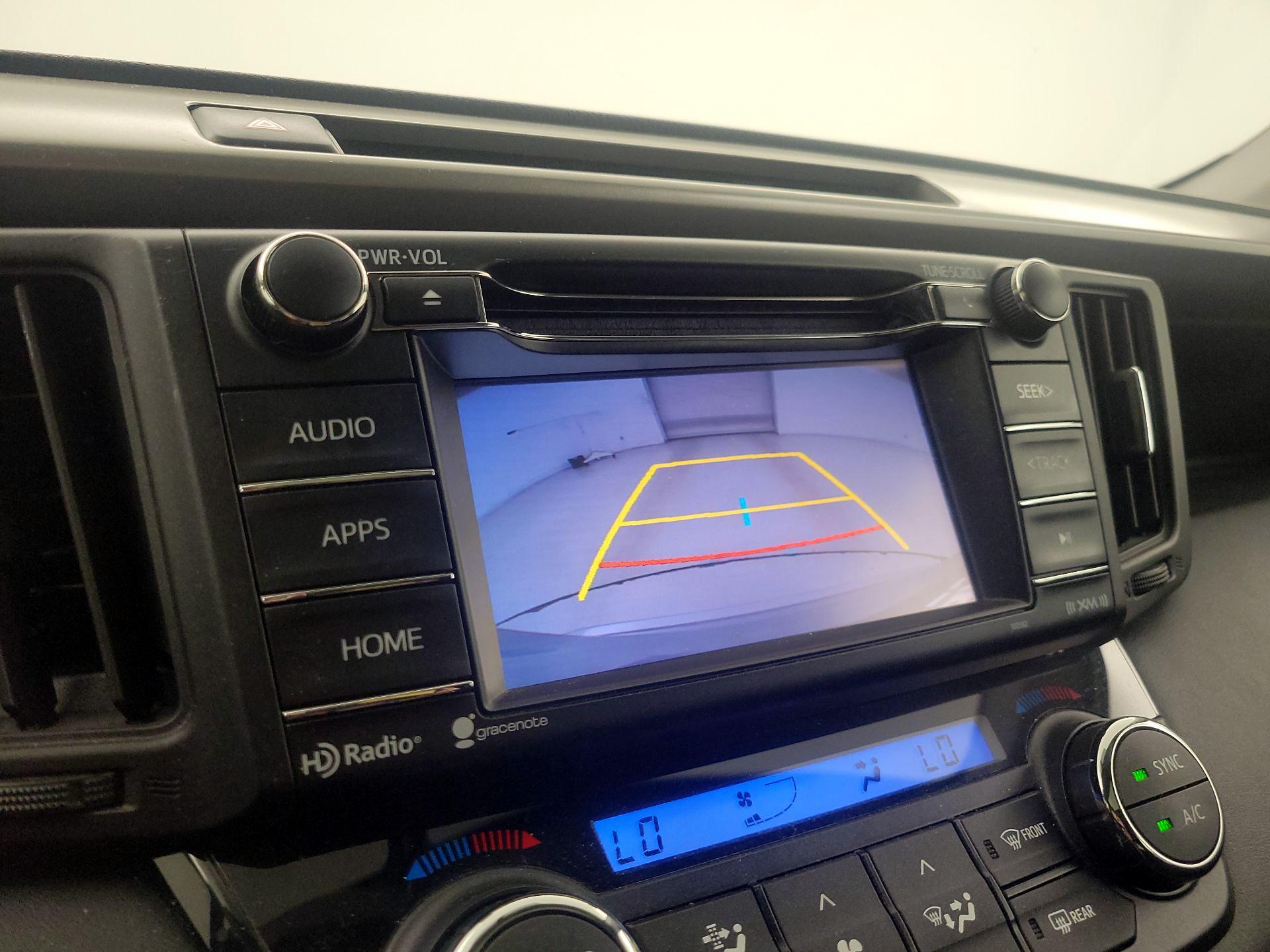 Thumbnail: 2016 Toyota RAV4 - 14
