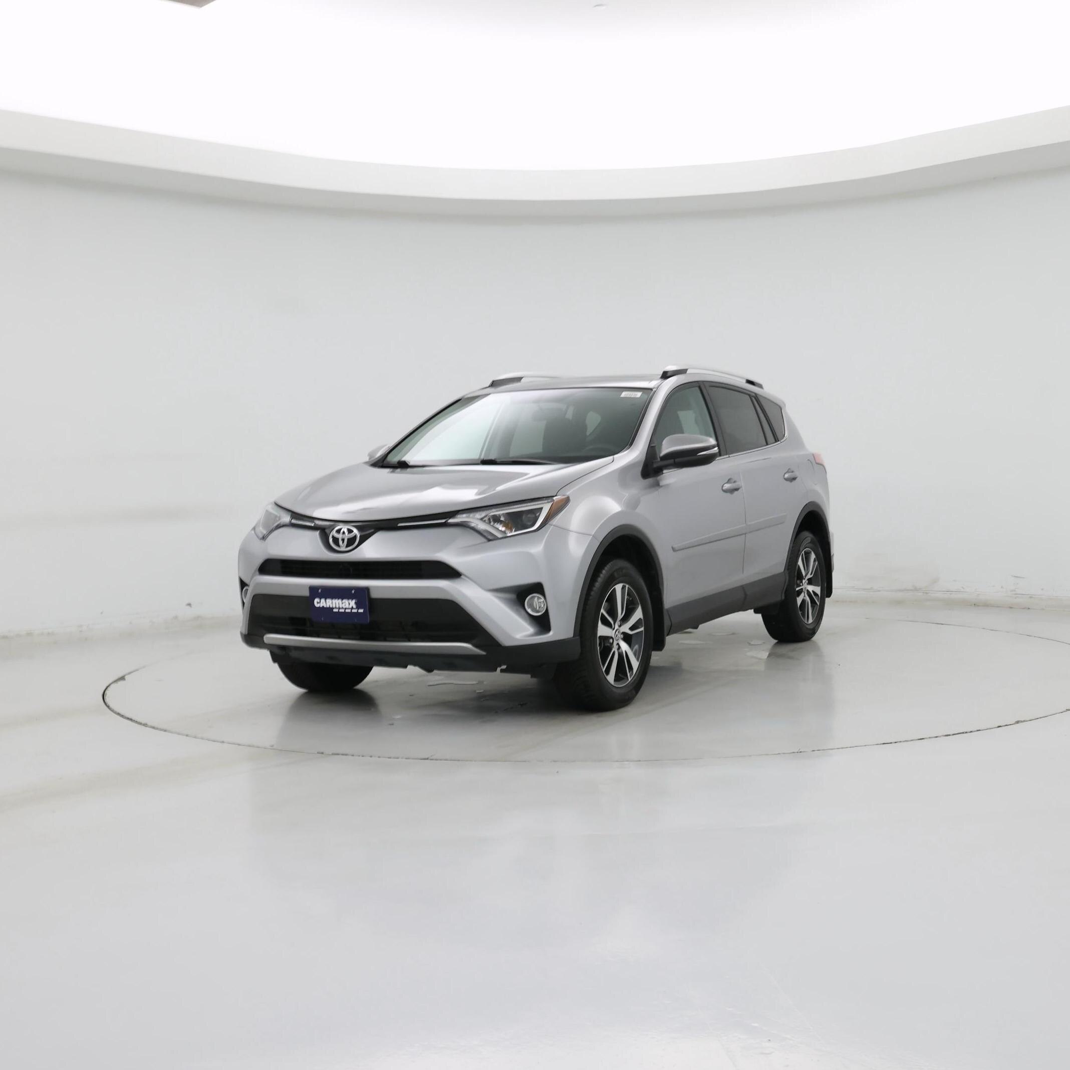 Thumbnail: 2016 Toyota RAV4 - 4