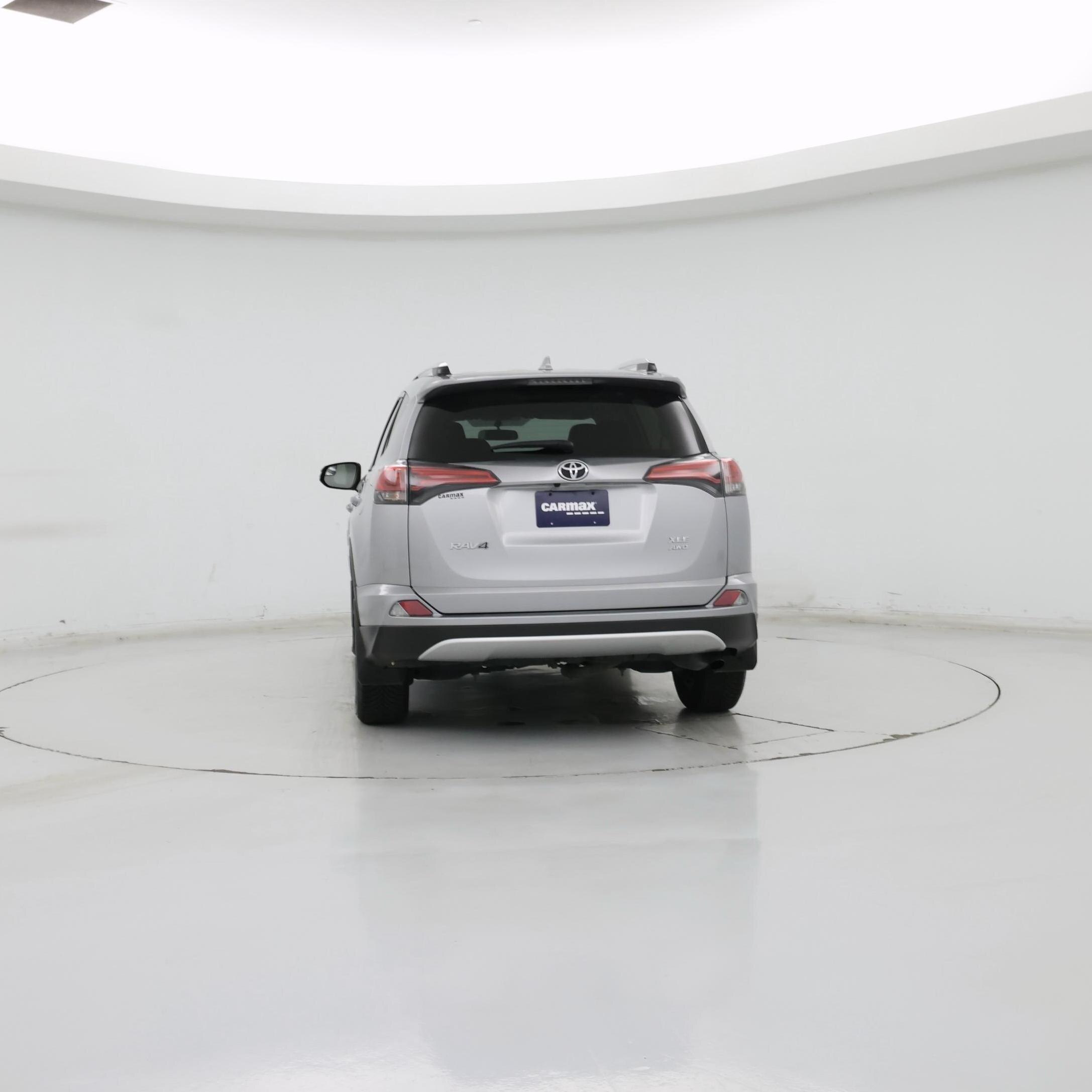Thumbnail: 2016 Toyota RAV4 - 6