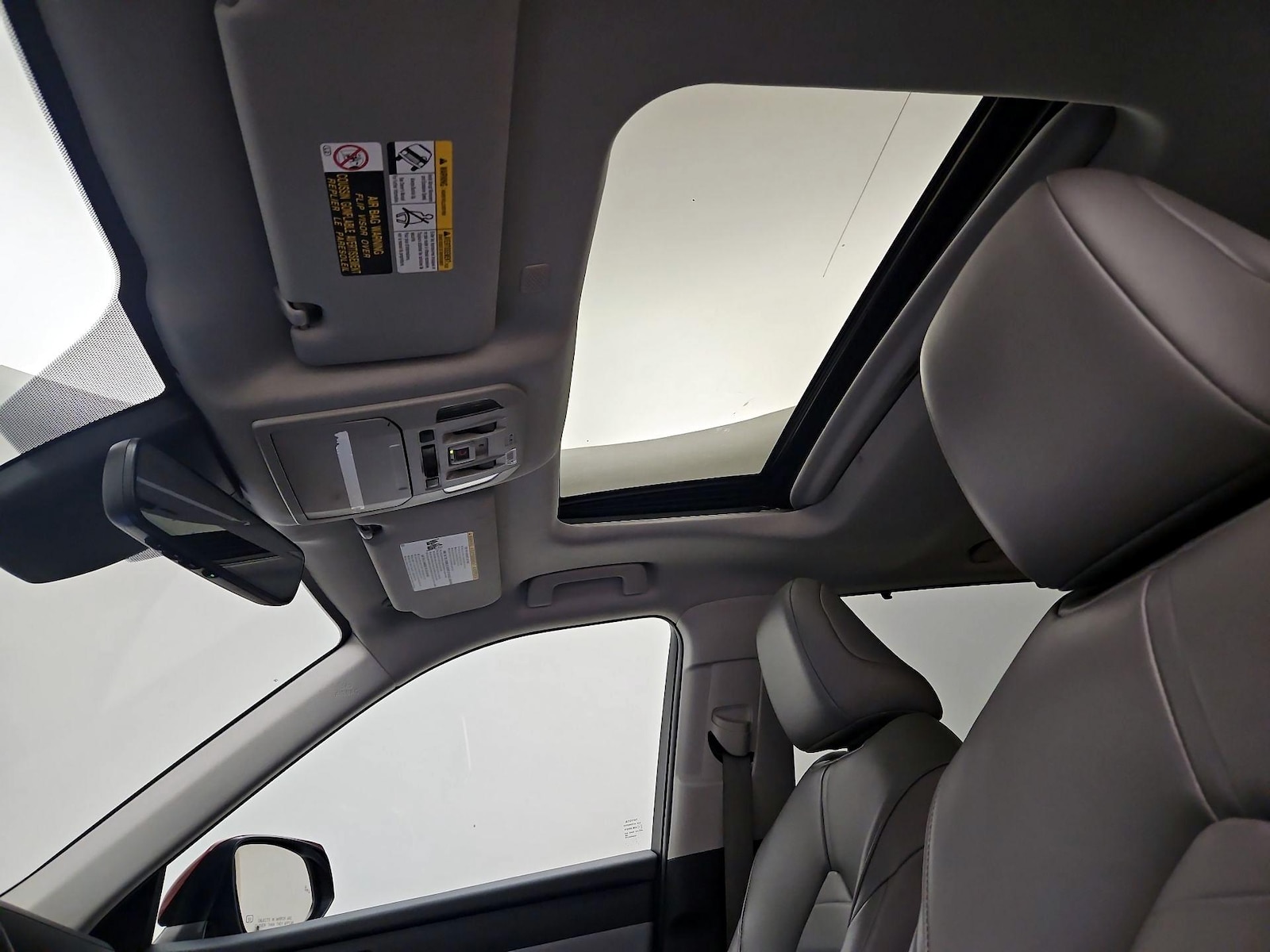 Sunroof(s) & Overhead Airbags