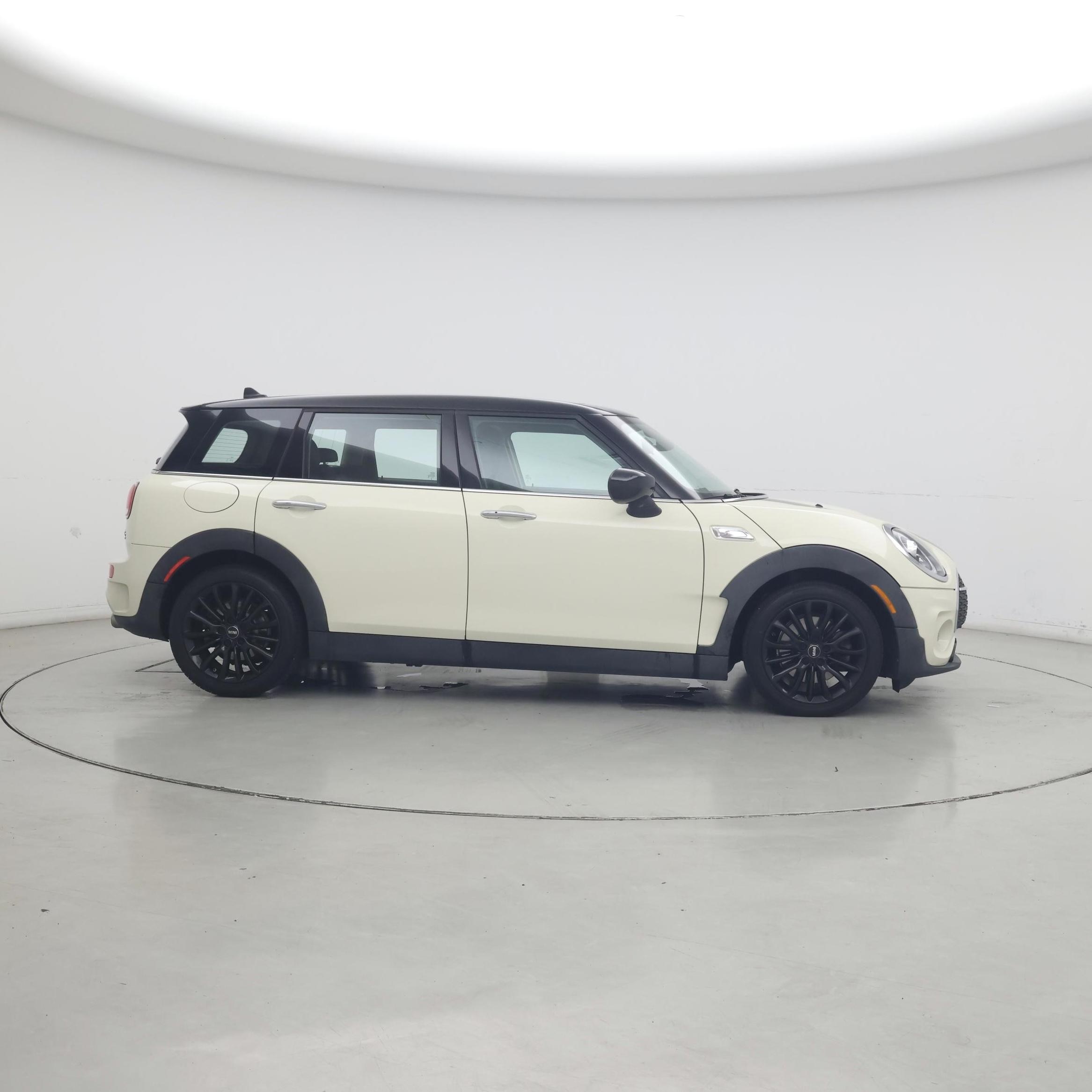 Thumbnail: 2020 MINI Cooper Clubman - 7