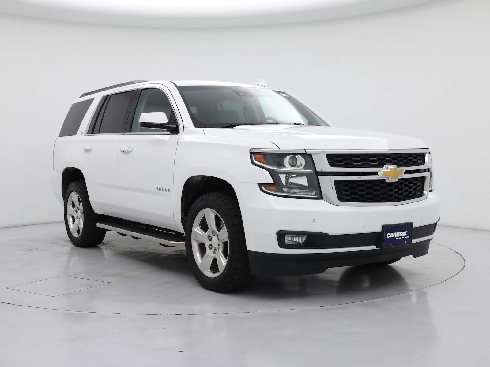 2020 Chevrolet Tahoe LT - Photo 2