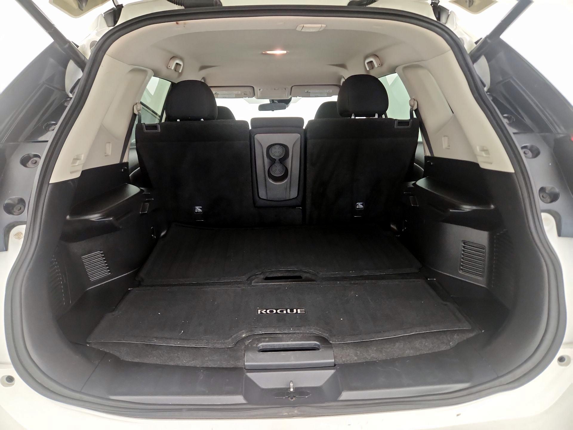 Thumbnail: 2019 Nissan Rogue - 20