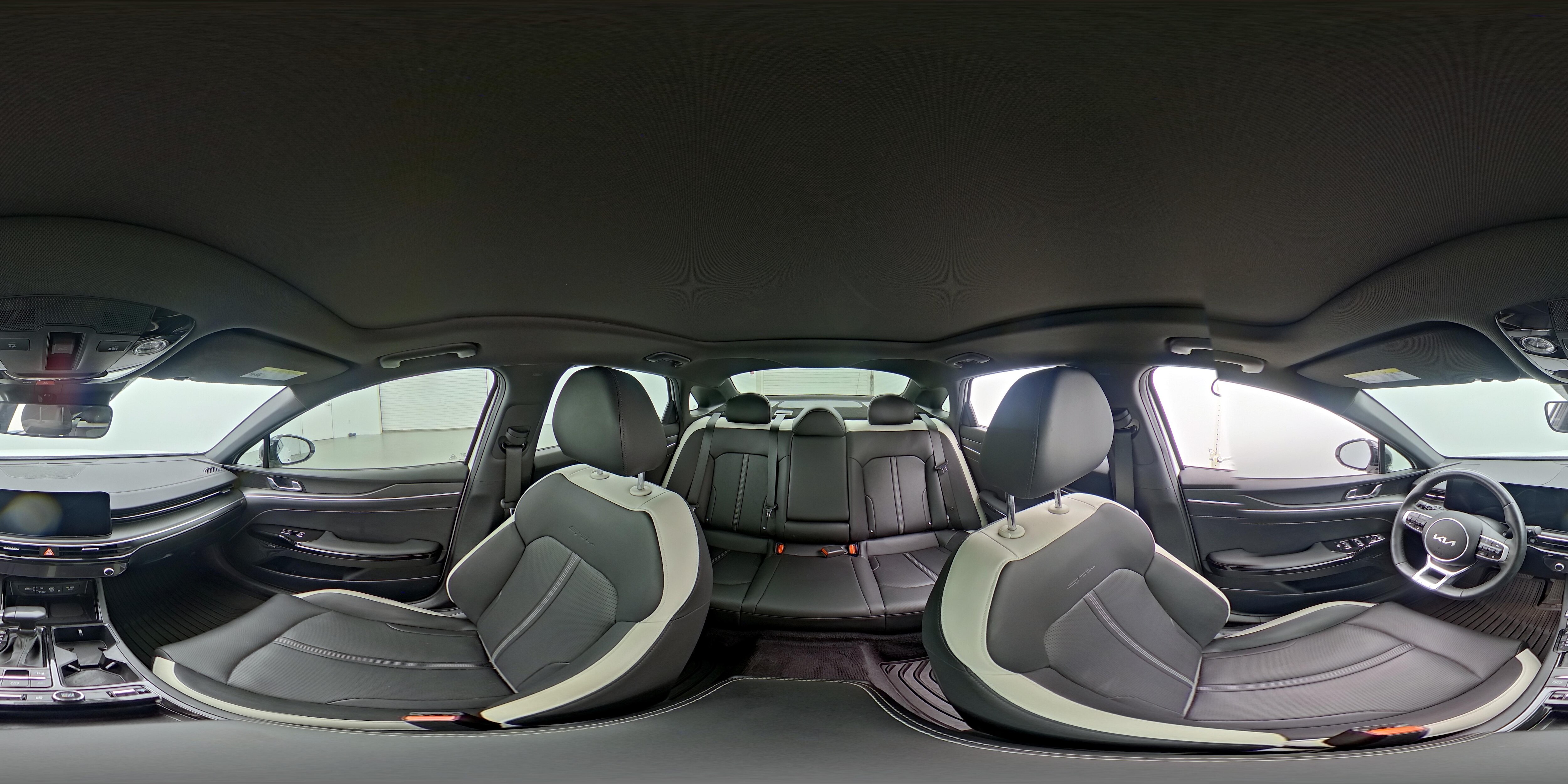 2025 Kia K5 GT-Line - Photo 26