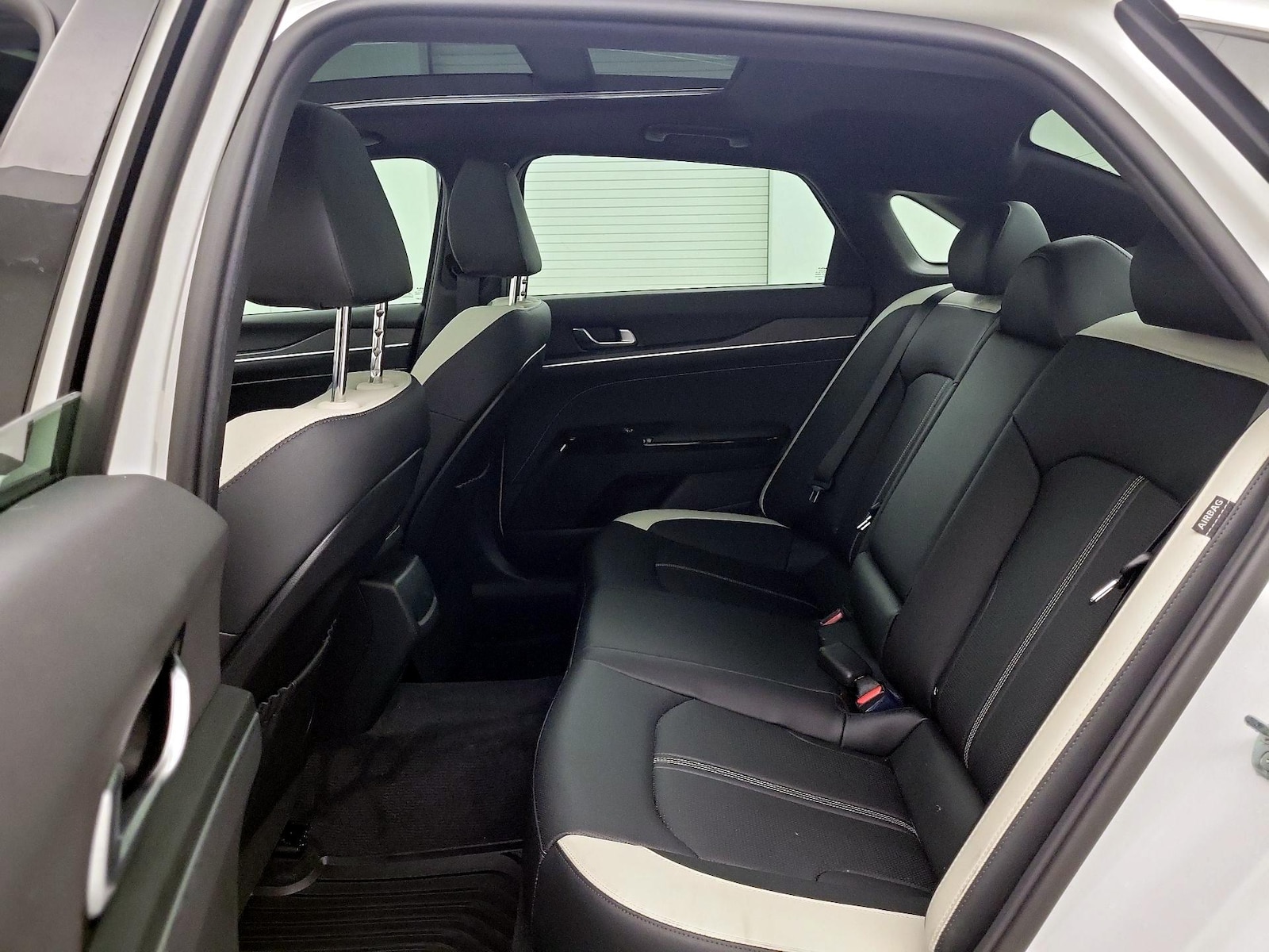 2025 Kia K5 GT-Line - Photo 22