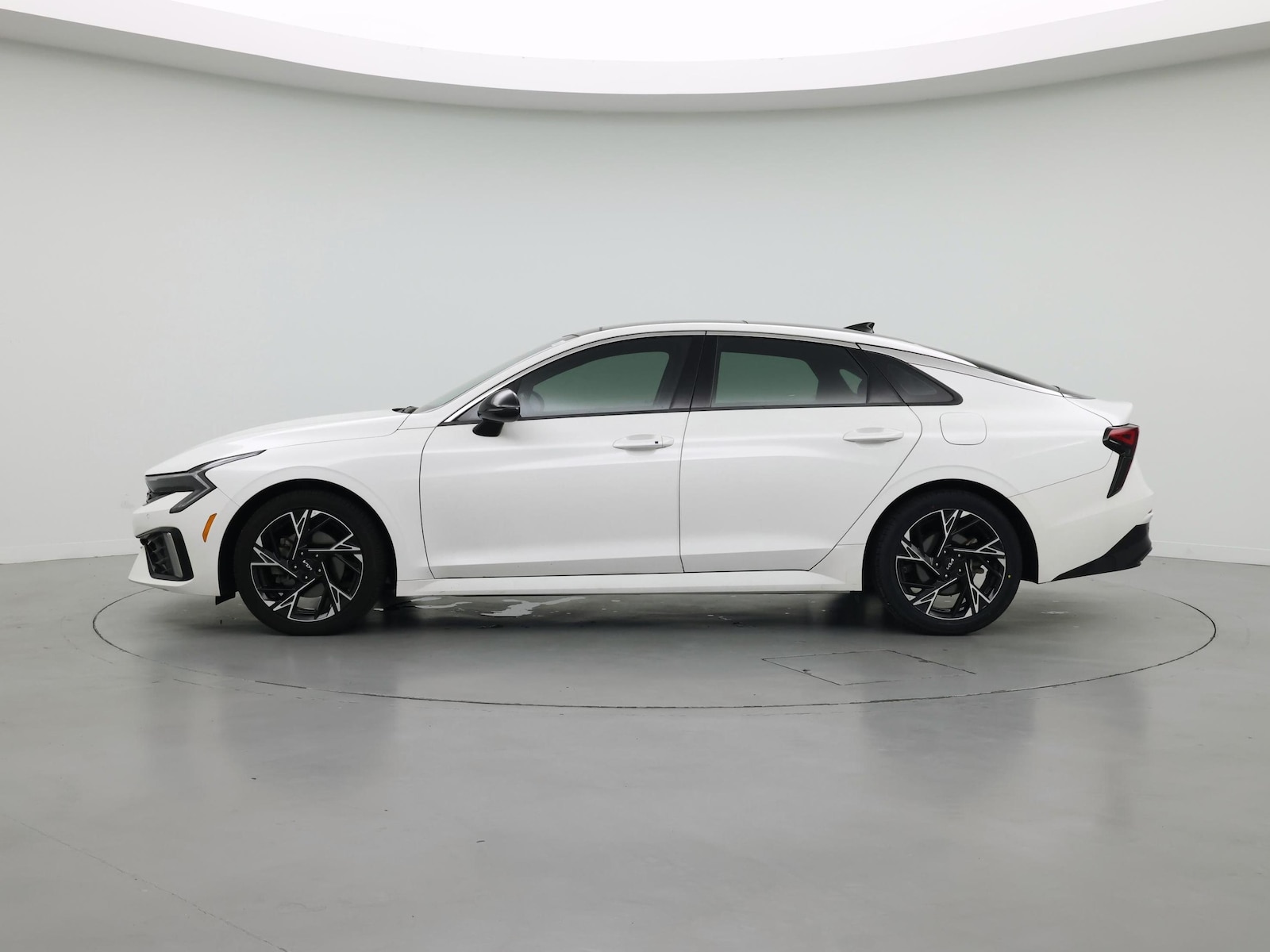 2025 Kia K5 GT-Line - Photo 4