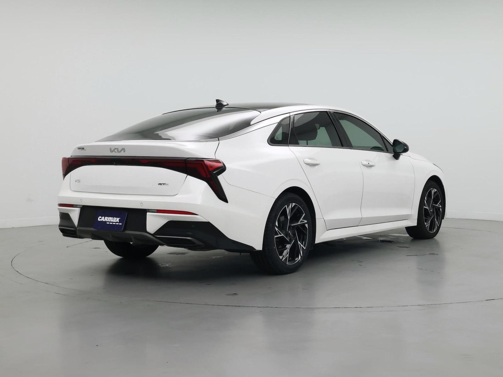 2025 Kia K5 GT-Line - Photo 9