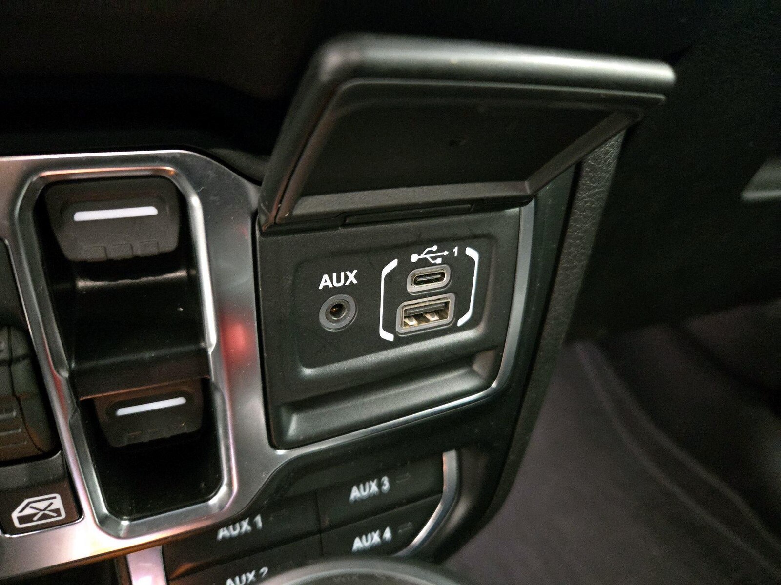 2024 Jeep Wrangler 4xe Sahara 4XE - Photo 20