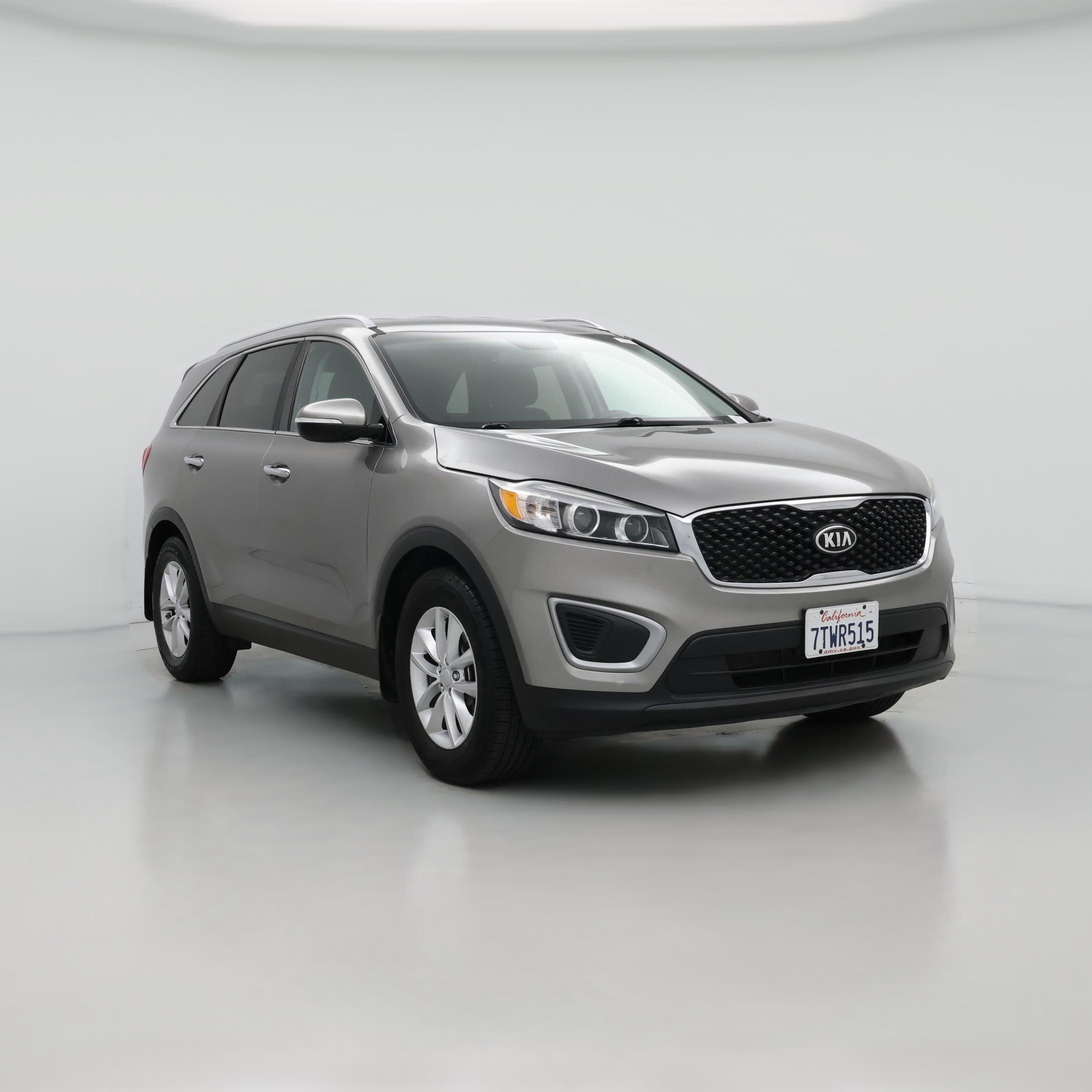 Thumbnail: 2016 Kia Sorento - 1