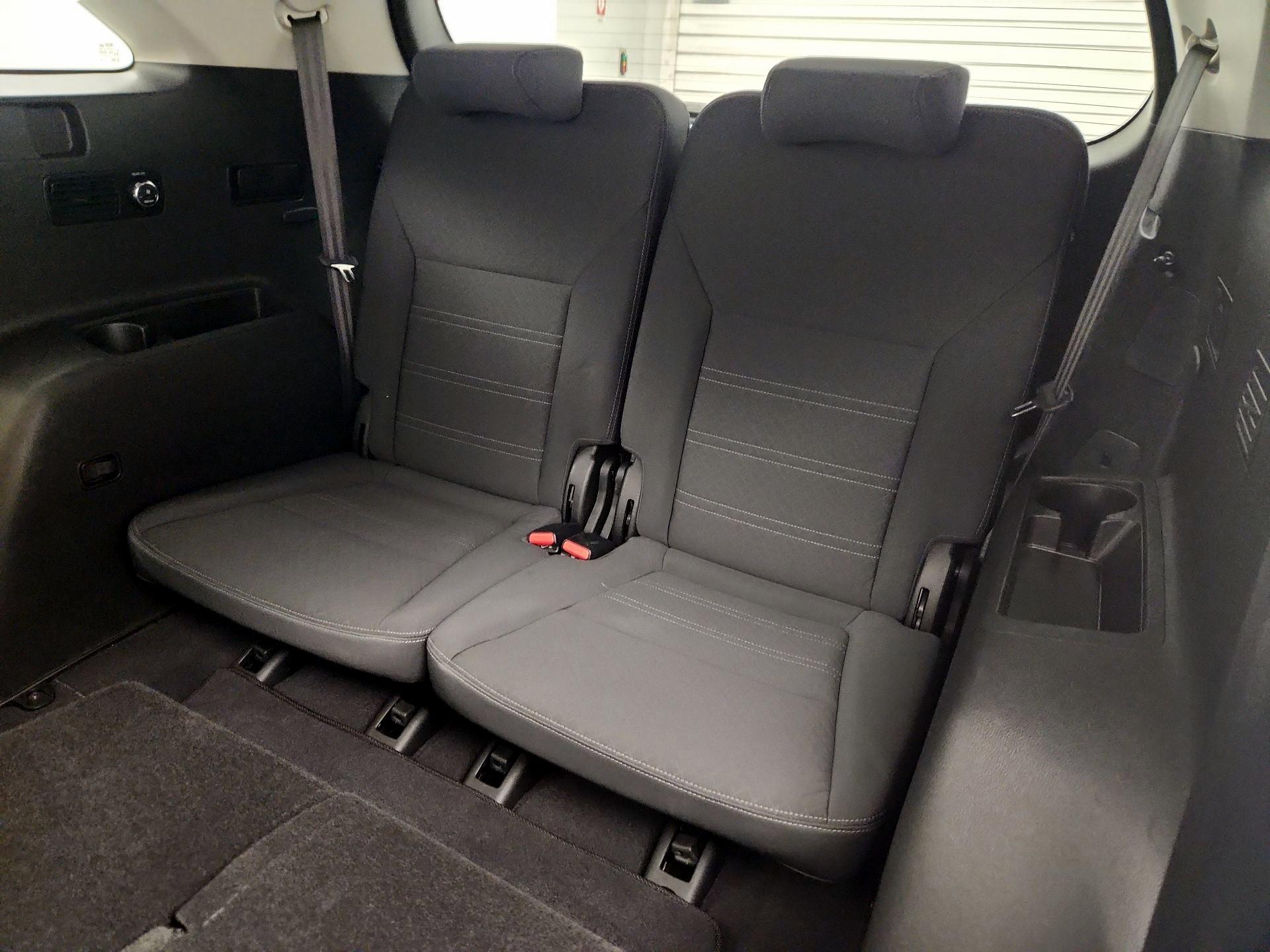 Thumbnail: 2016 Kia Sorento - 20