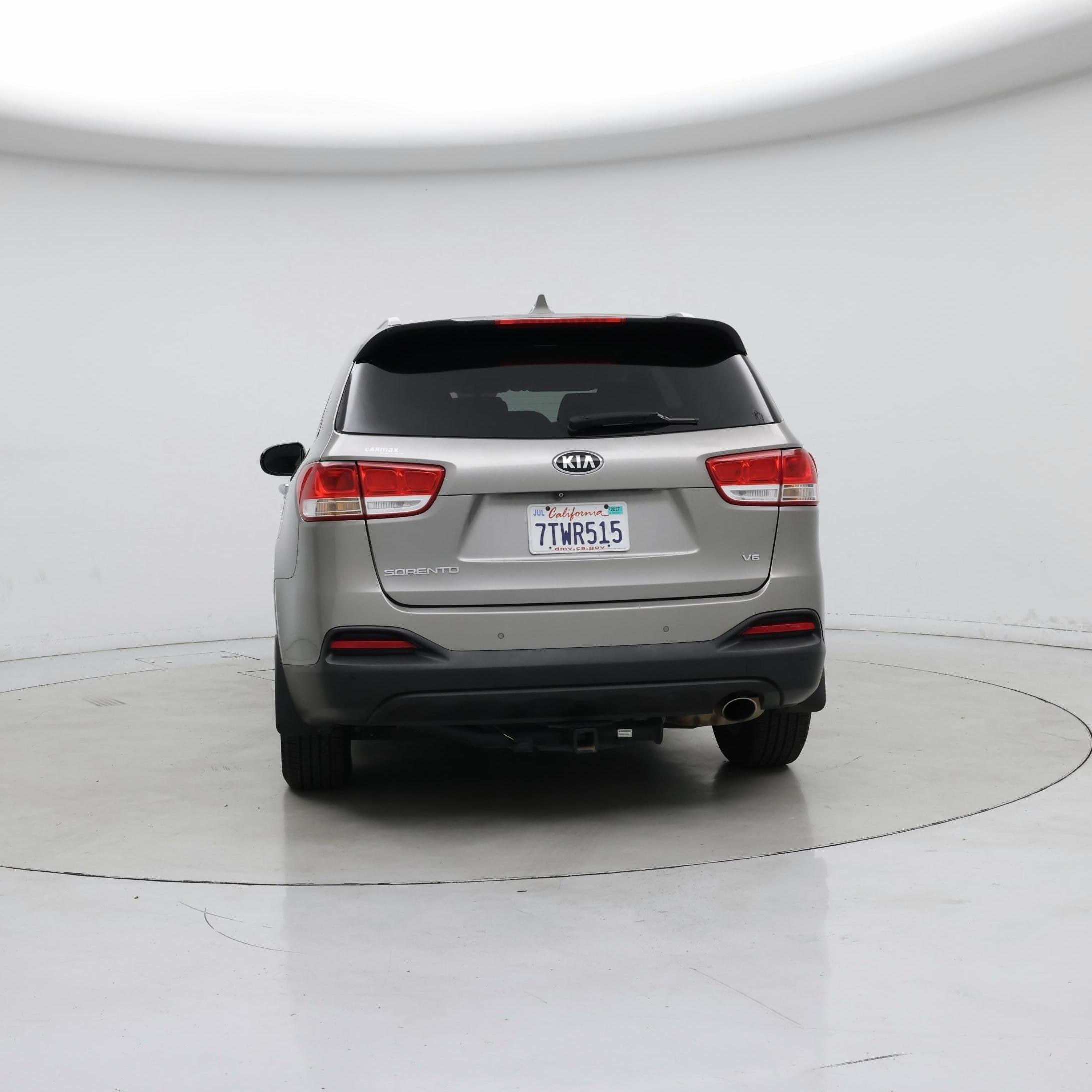 Thumbnail: 2016 Kia Sorento - 6