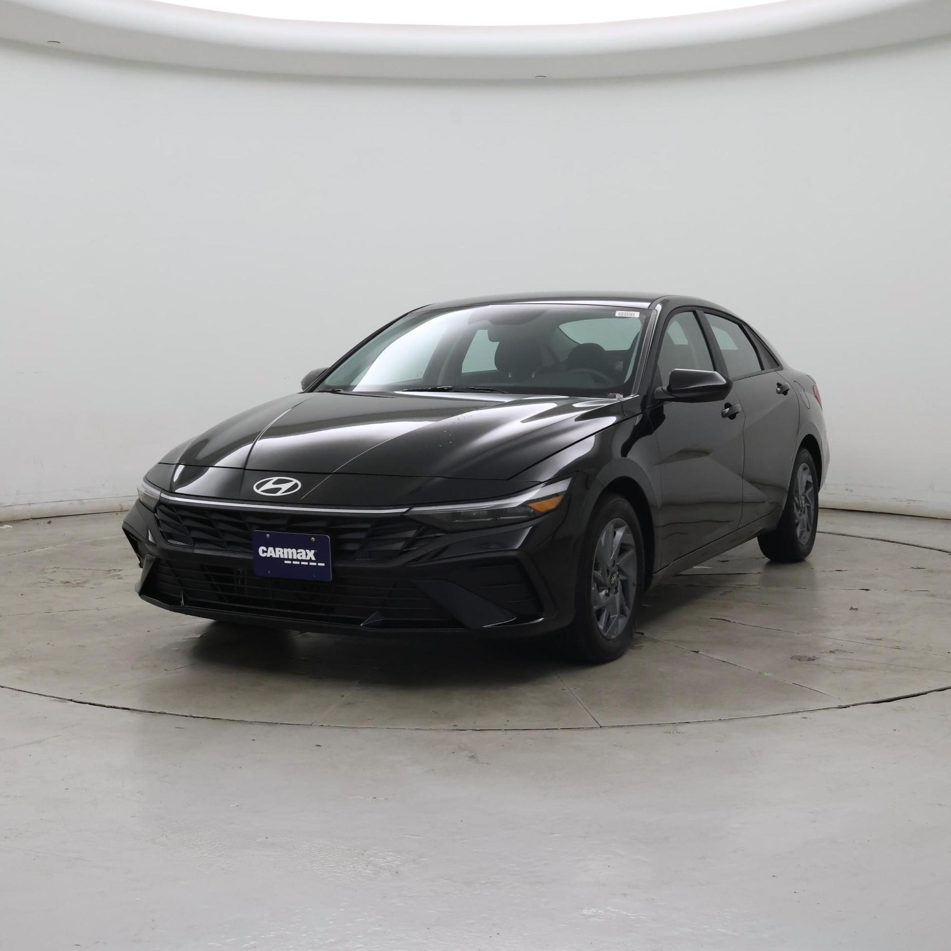 Thumbnail: 2026 Hyundai Elantra - 4