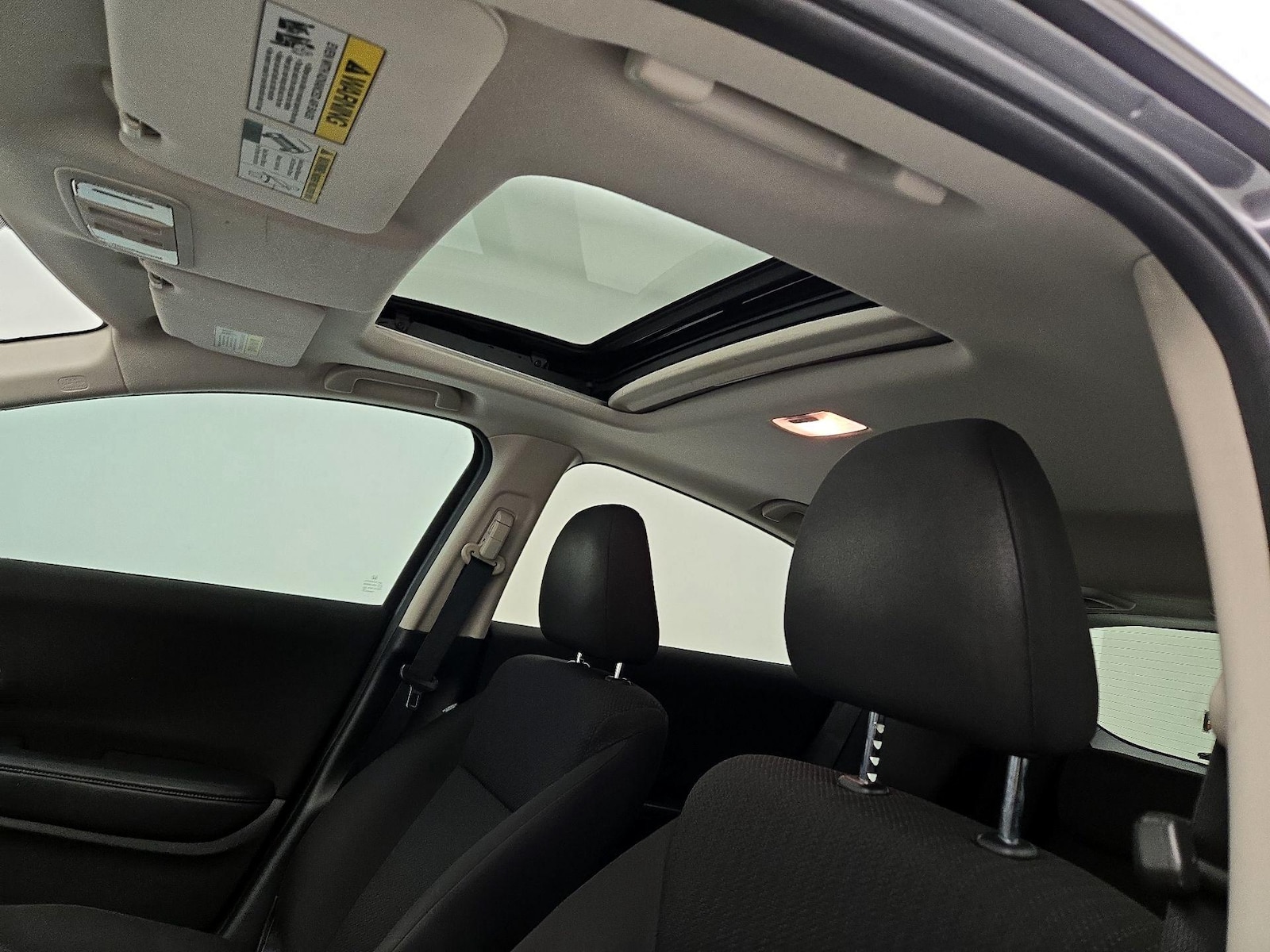 Sunroof(s) & Overhead Airbags