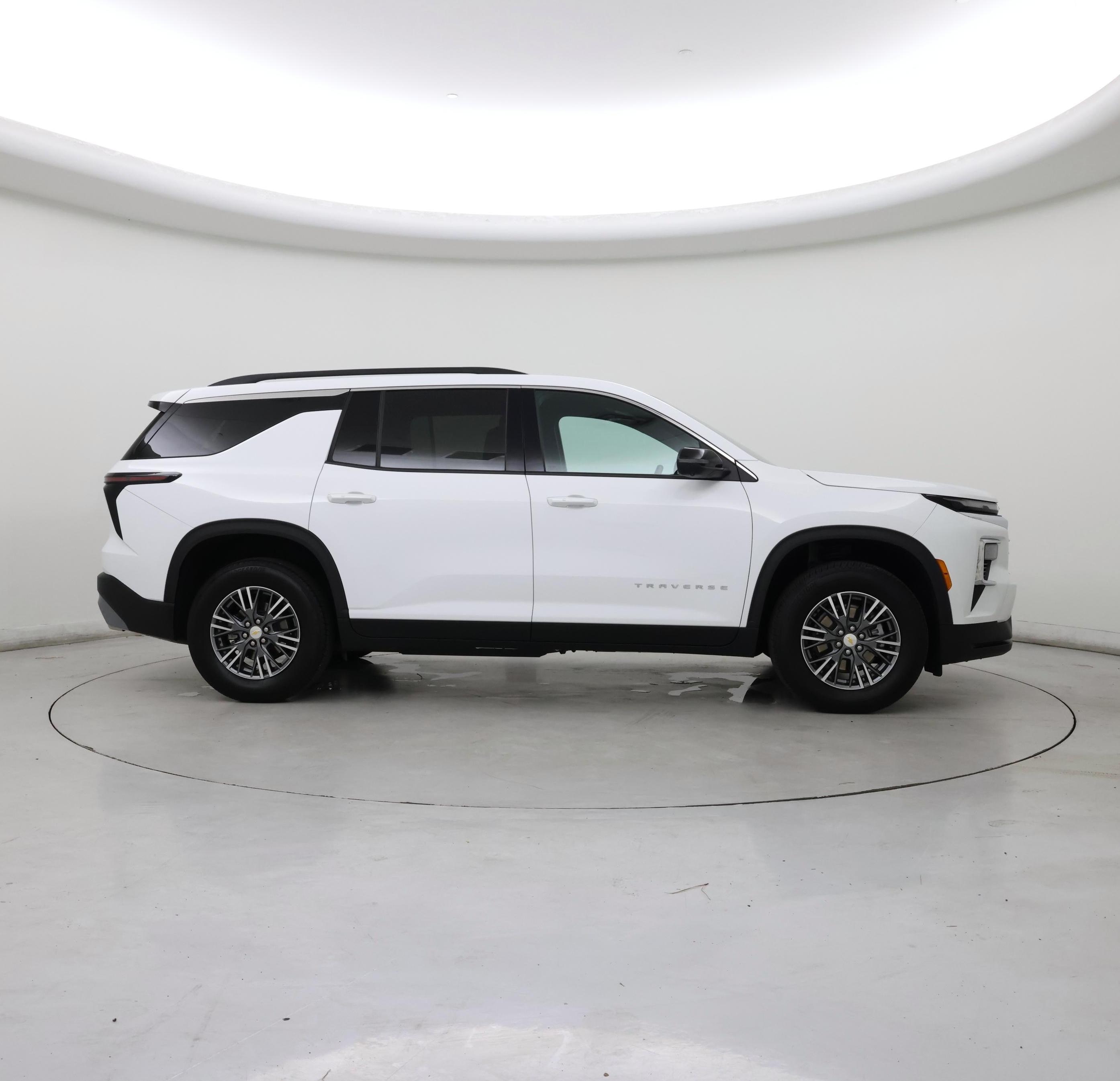 Thumbnail: 2025 Chevrolet Traverse - 7
